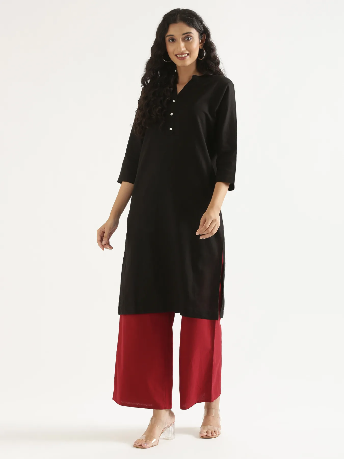 Women Black Airy Linen Long Kurta - Image 11