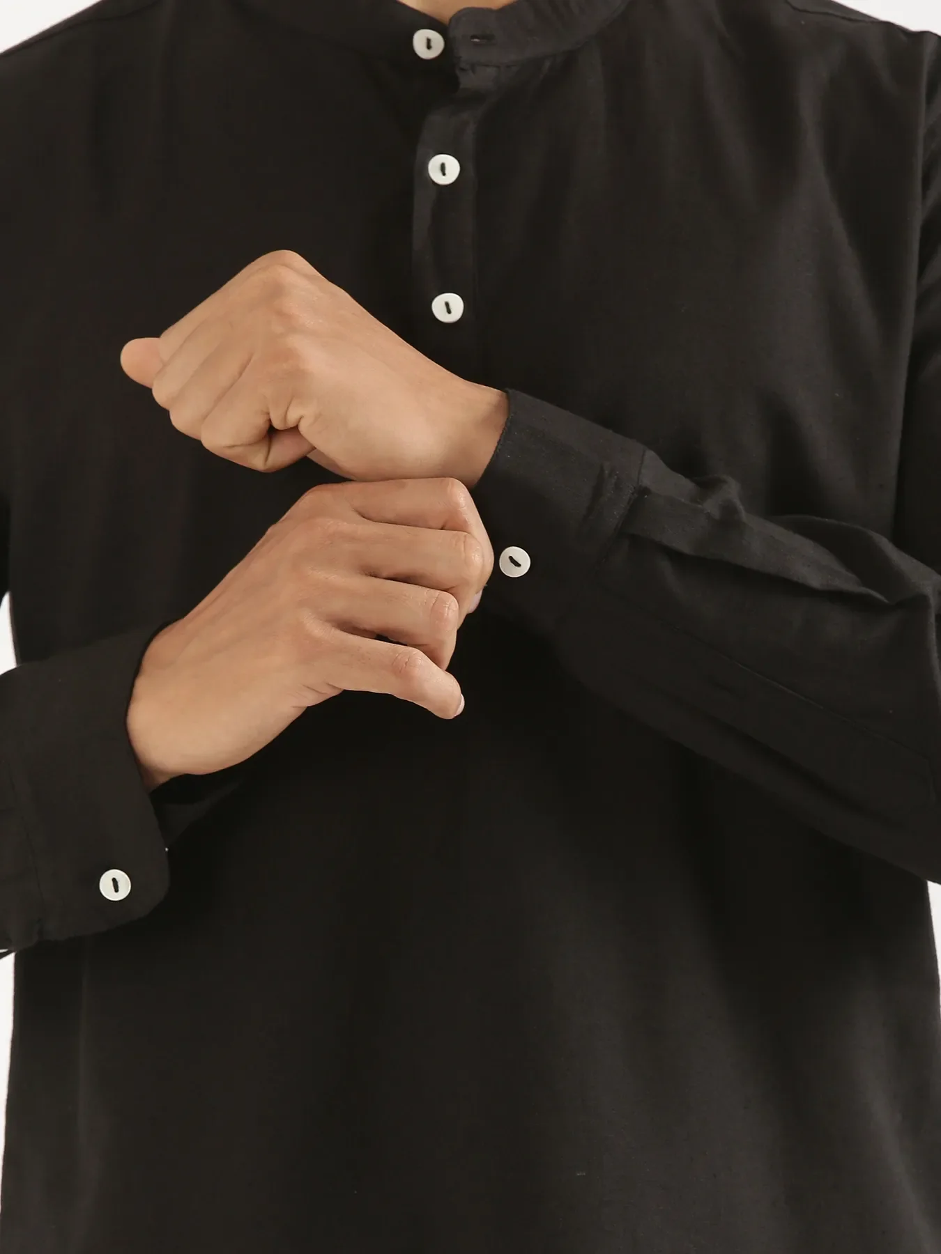 Men Black Airy Linen Short Kurta - Image 6