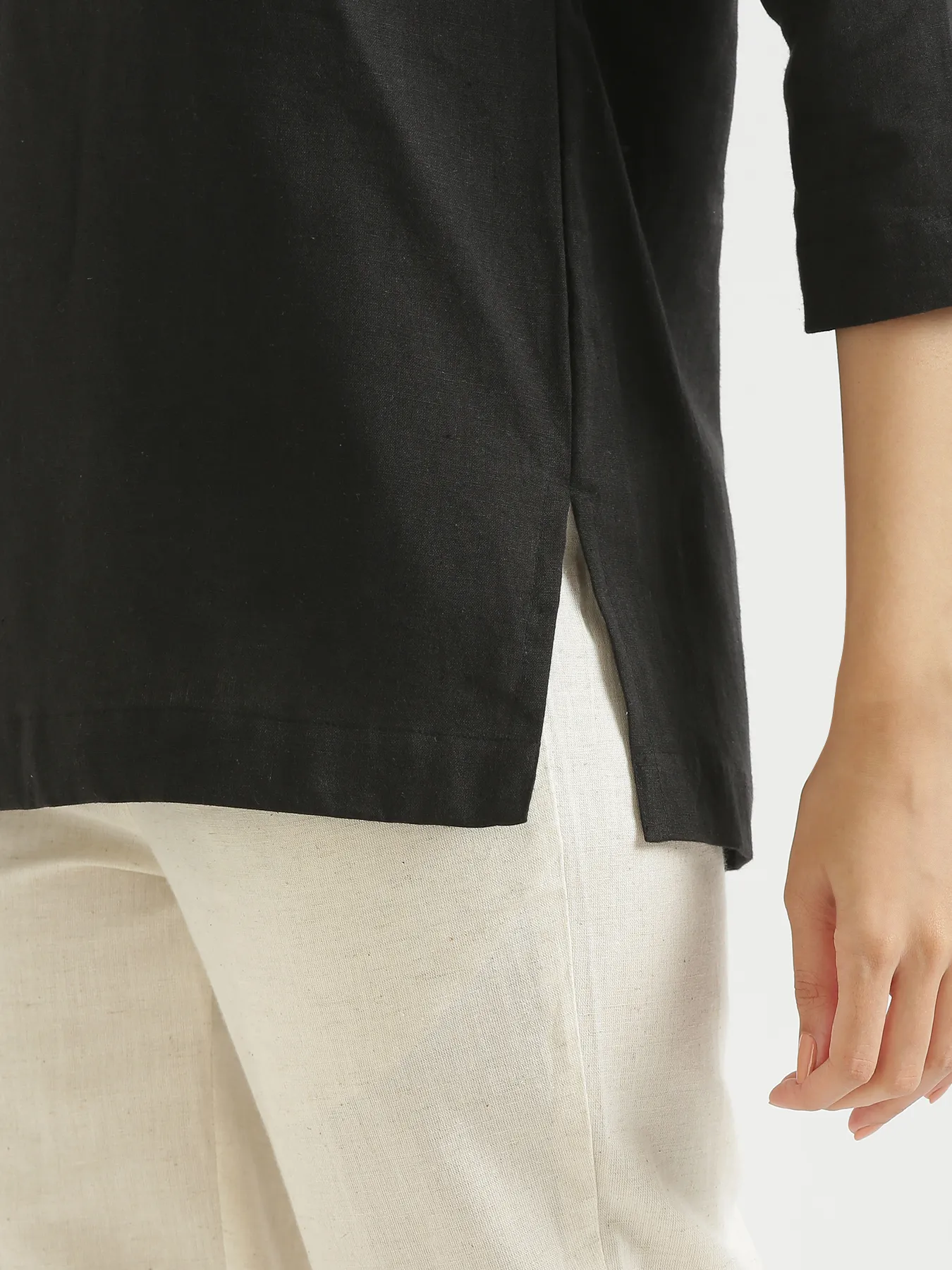 Women Black Airy Linen Short Kurta - Image 8