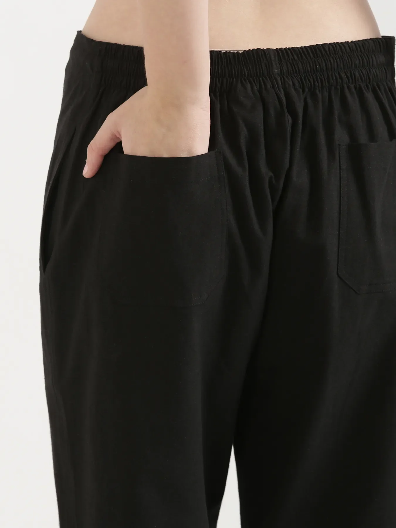 Women Black Airy Linen Straight Pants - Image 10