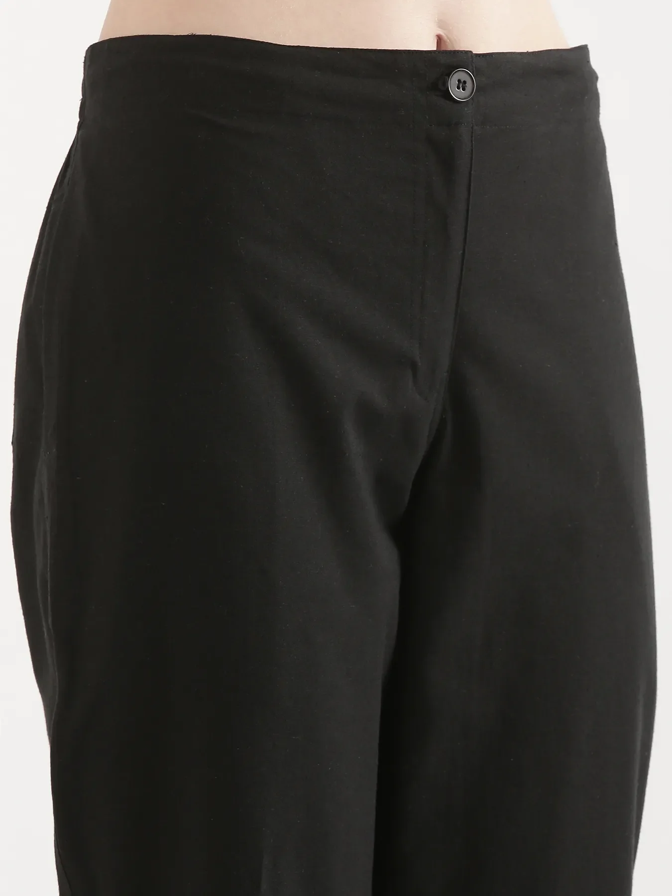 Women Black Airy Linen Straight Pants - Image 7