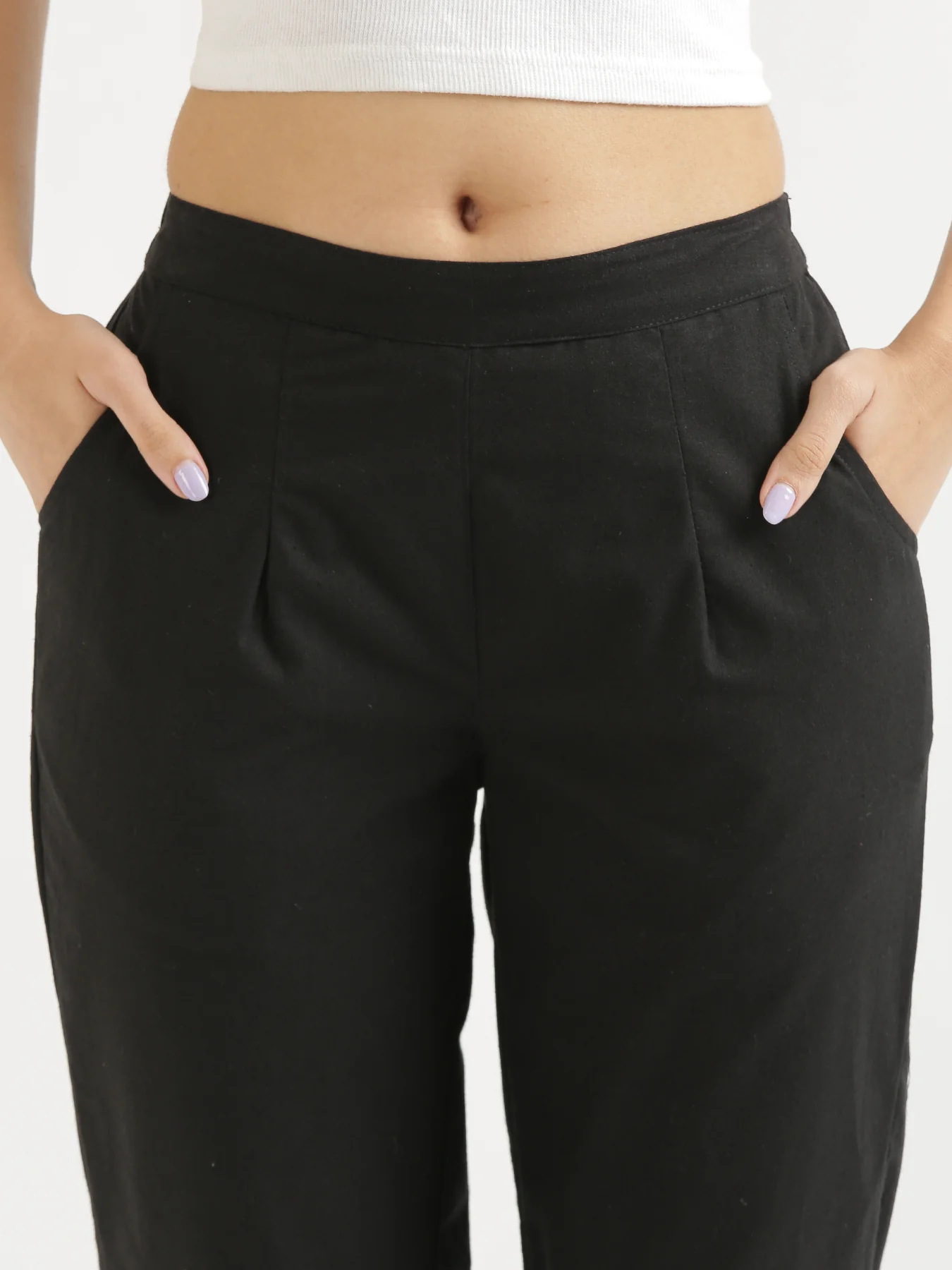 Women Black & White Cotton Pant - Image 11