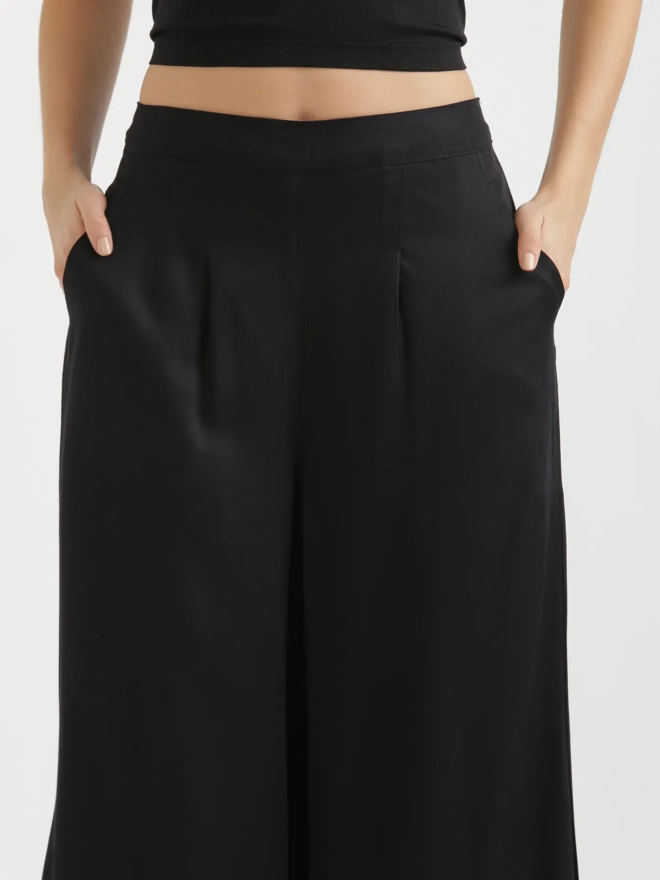 Women Black Viscose Palazzo Pant - Image 4