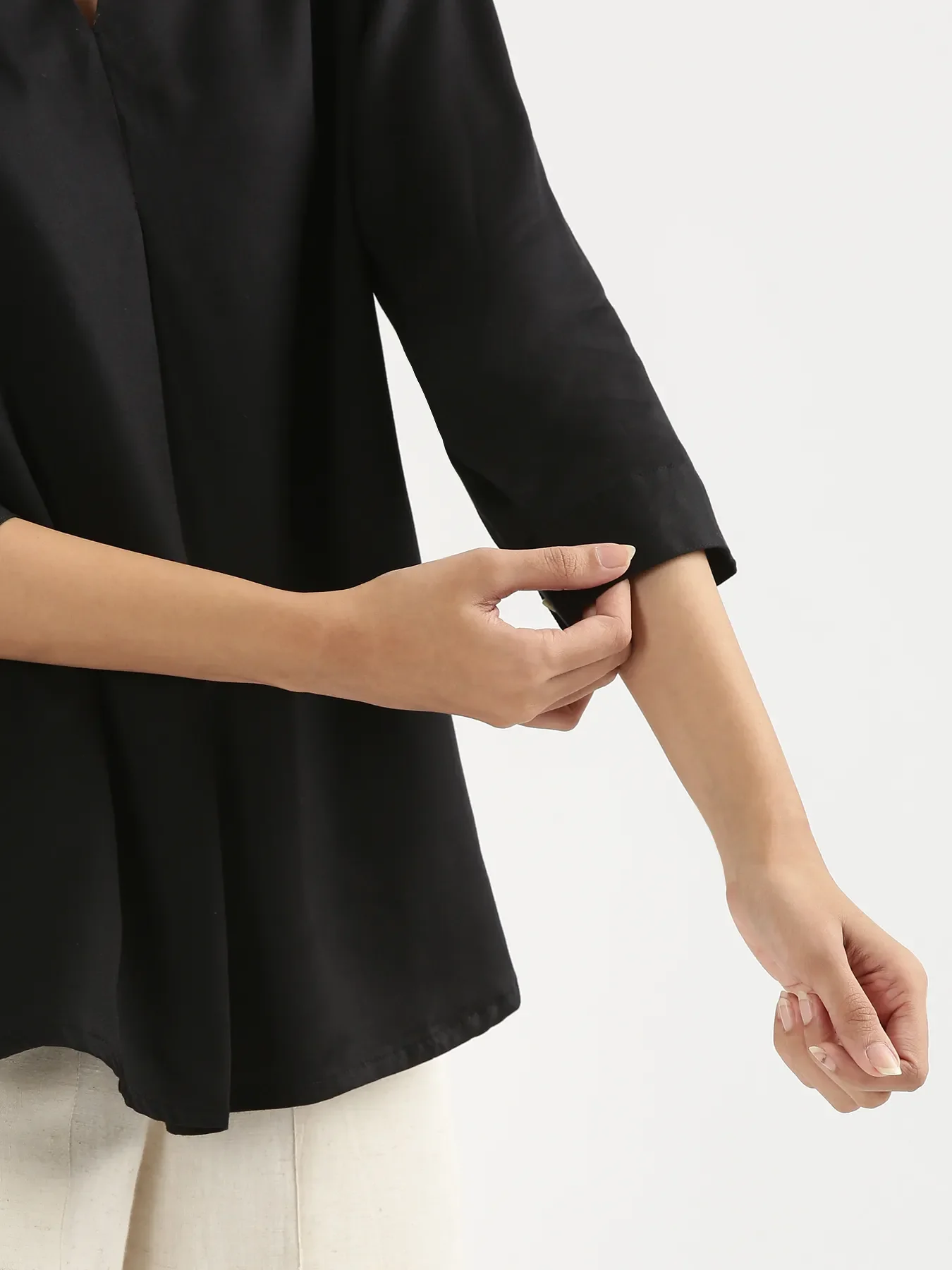 Women Black Viscose Pleated Top - Image 7