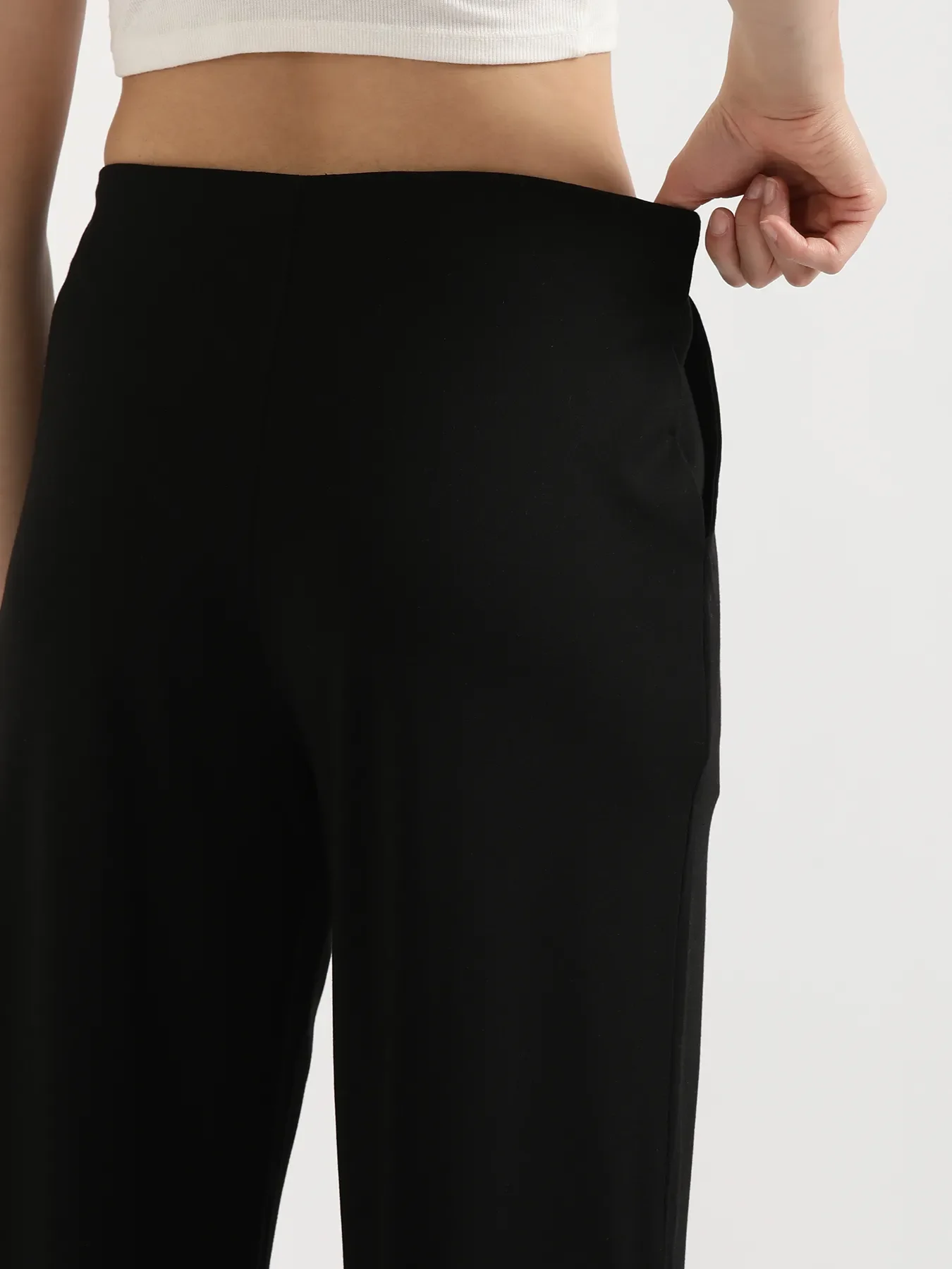 Women Black Wide Leg Pants - Image 9
