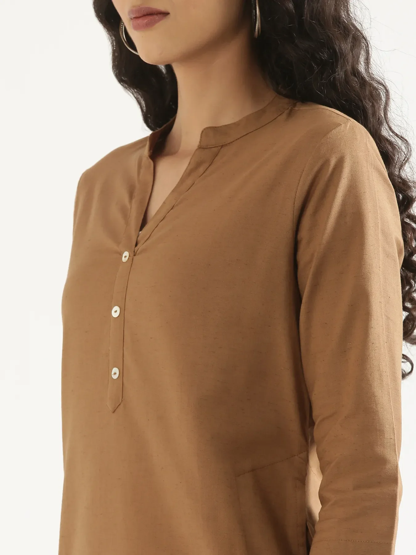 Women Coffee Brown Airy Linen Long Kurta - Image 5