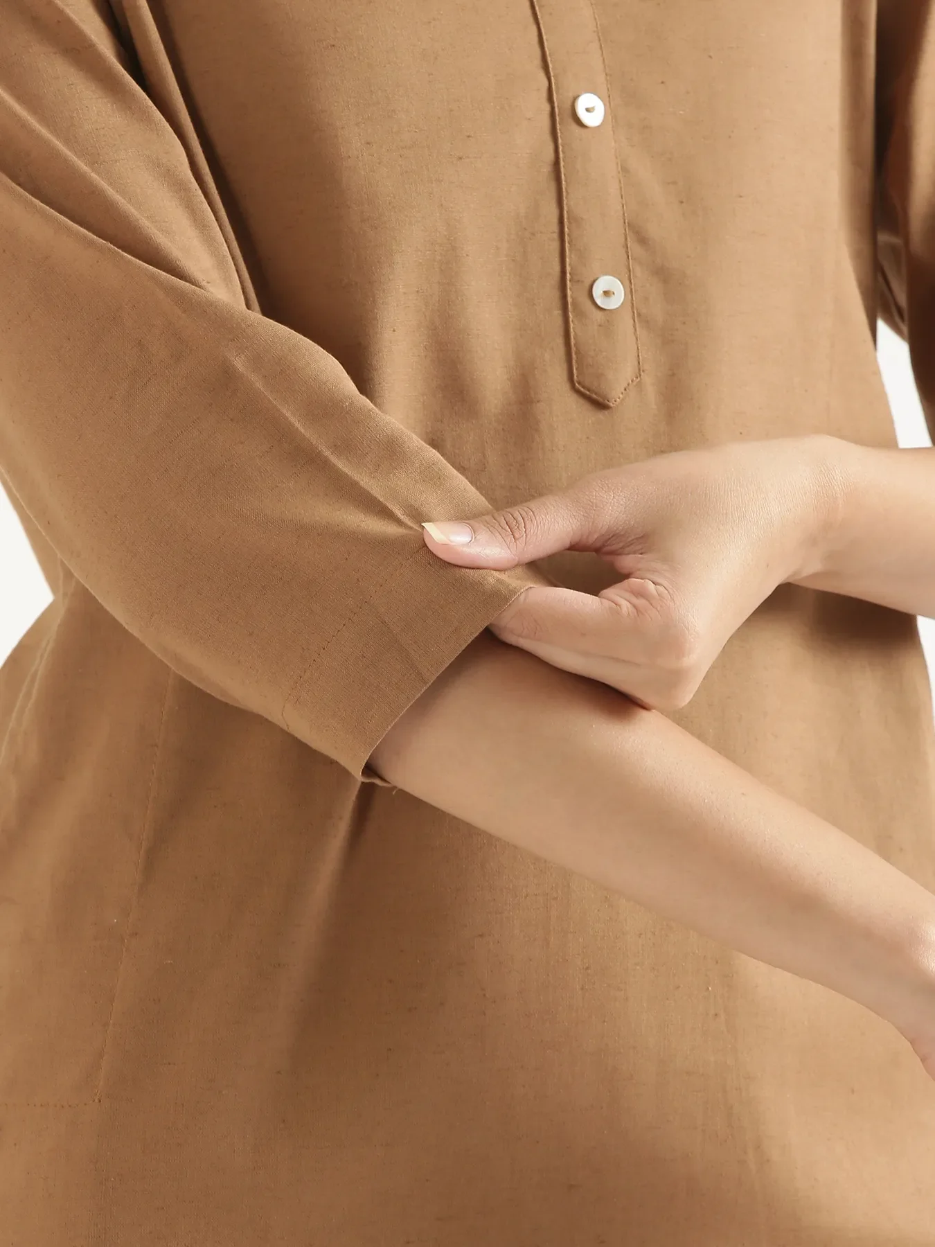 Women Coffee Brown Airy Linen Long Kurta - Image 6