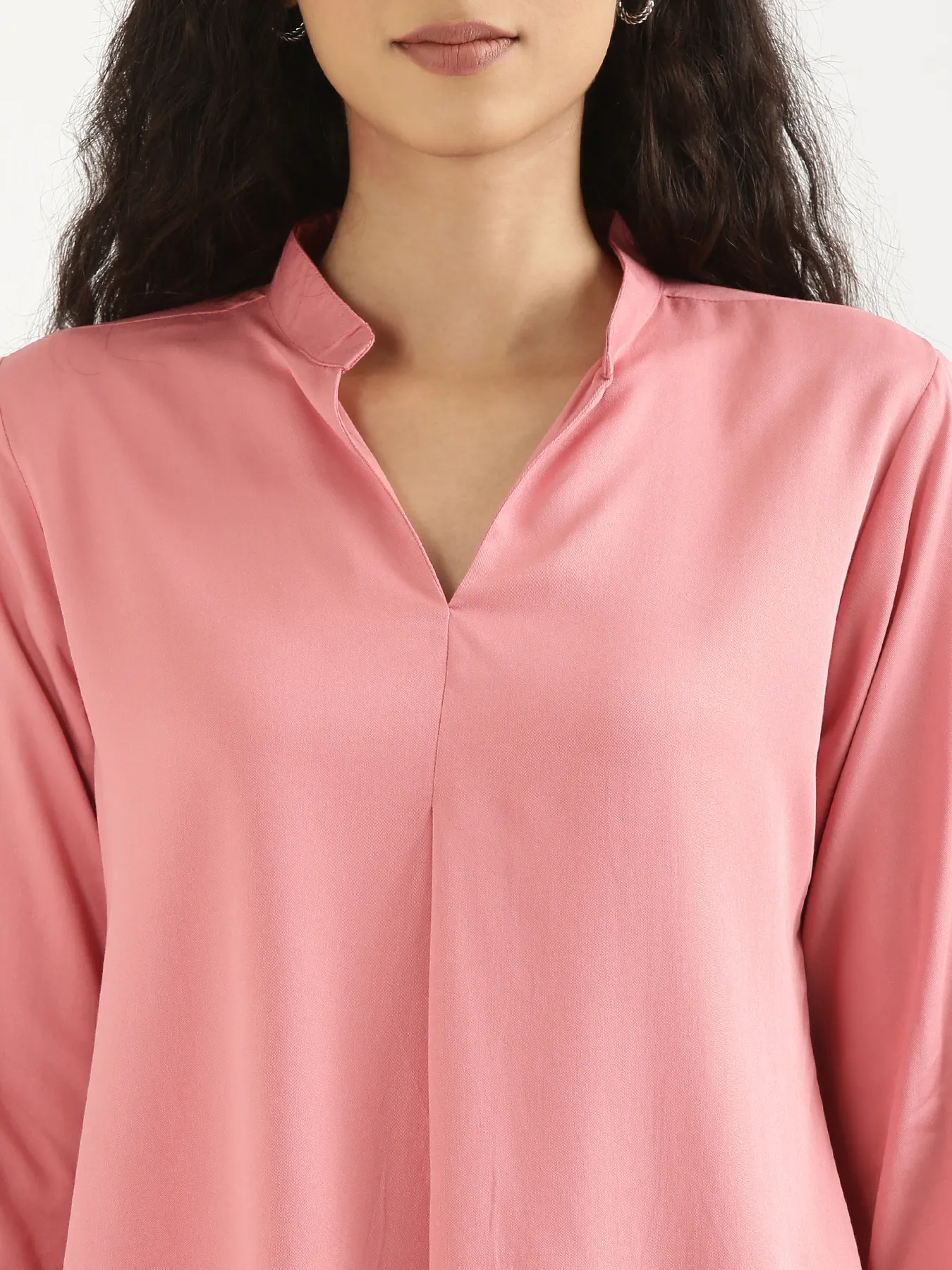 Women Rose Viscose Pleated Top - Image 4
