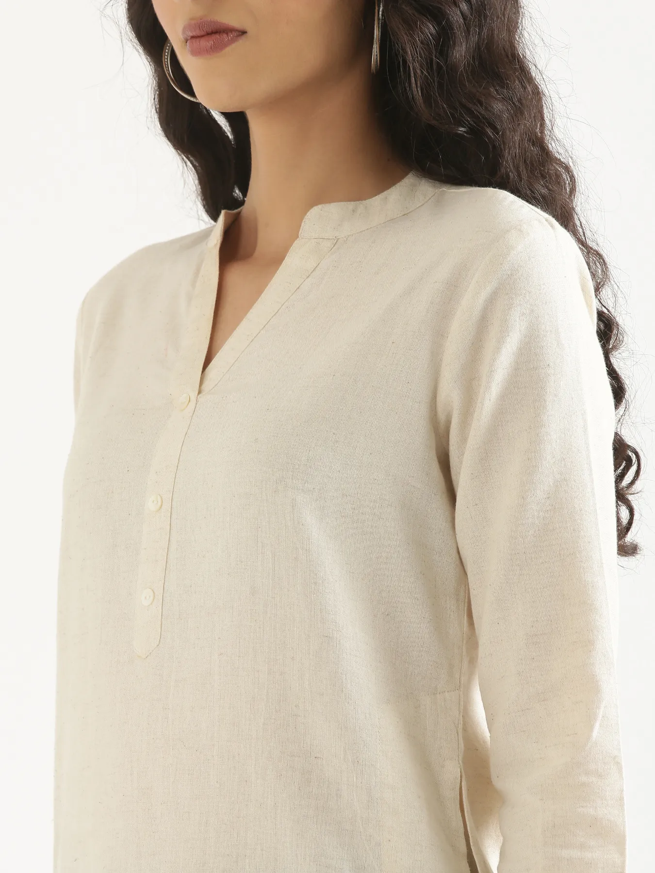 Women Ecru Airy Linen Long Kurta - Image 5