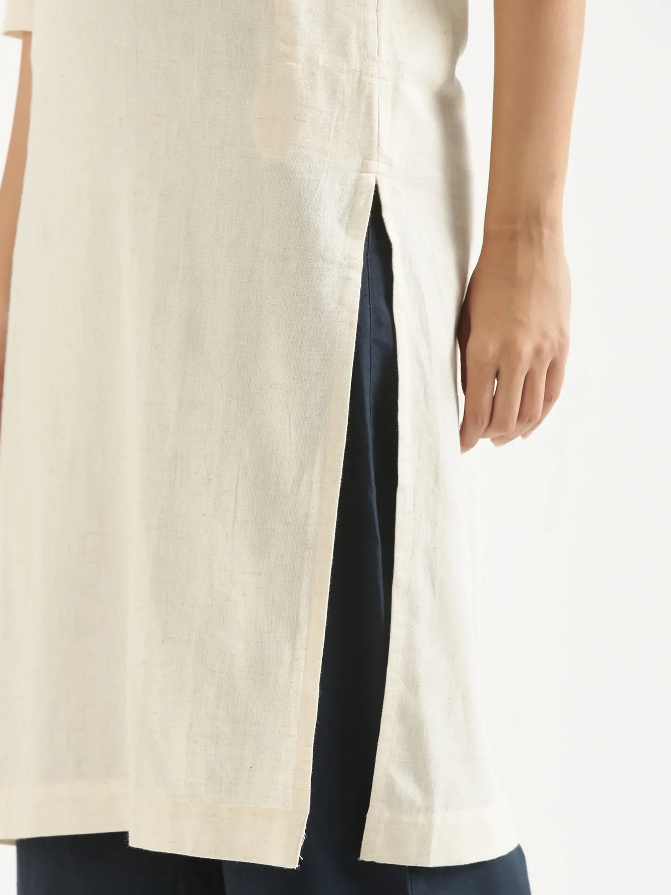 Women Ecru Airy Linen Long Kurta - Image 8