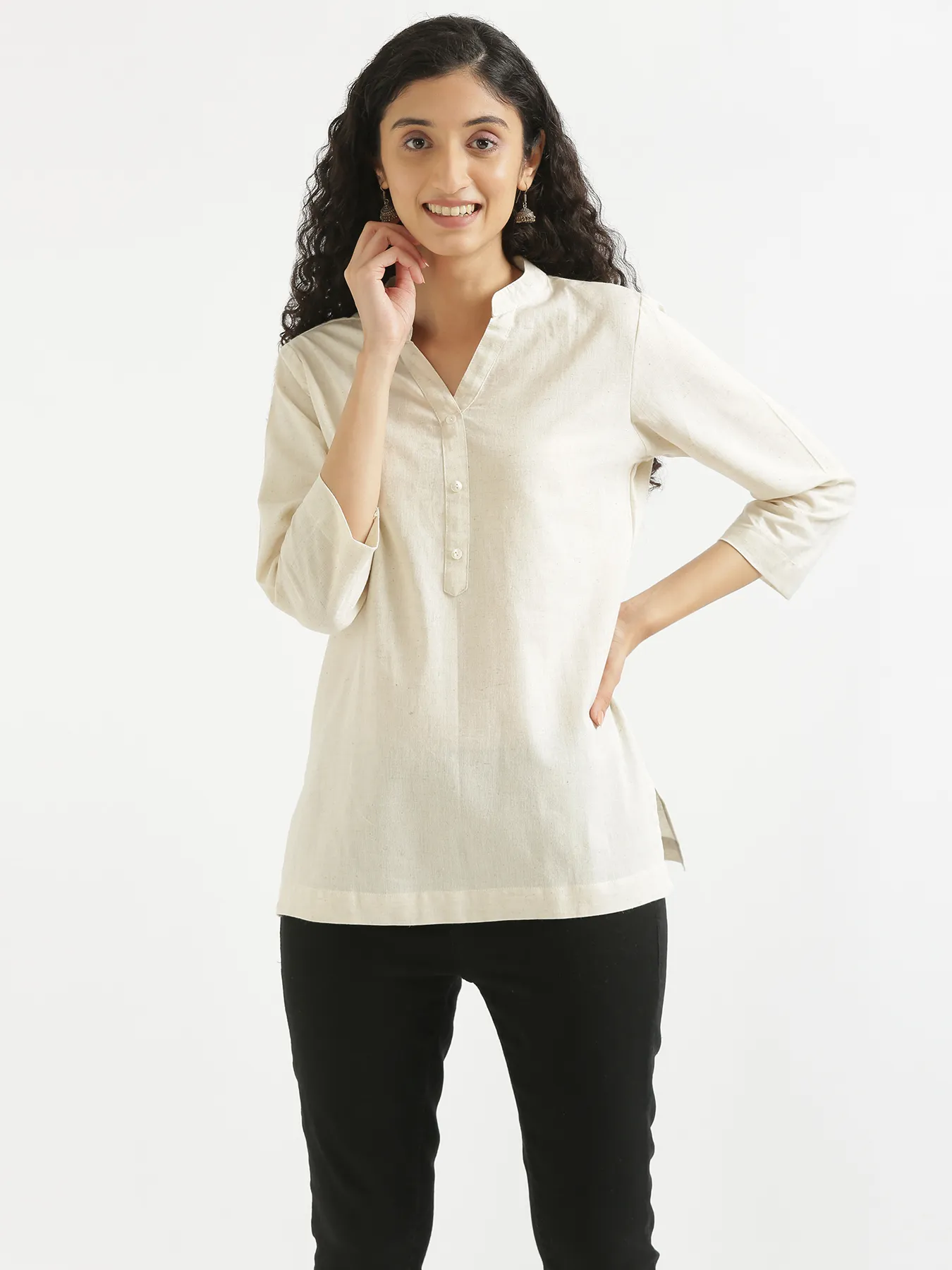 Women Ecru Airy Linen Short Kurta - Image 3