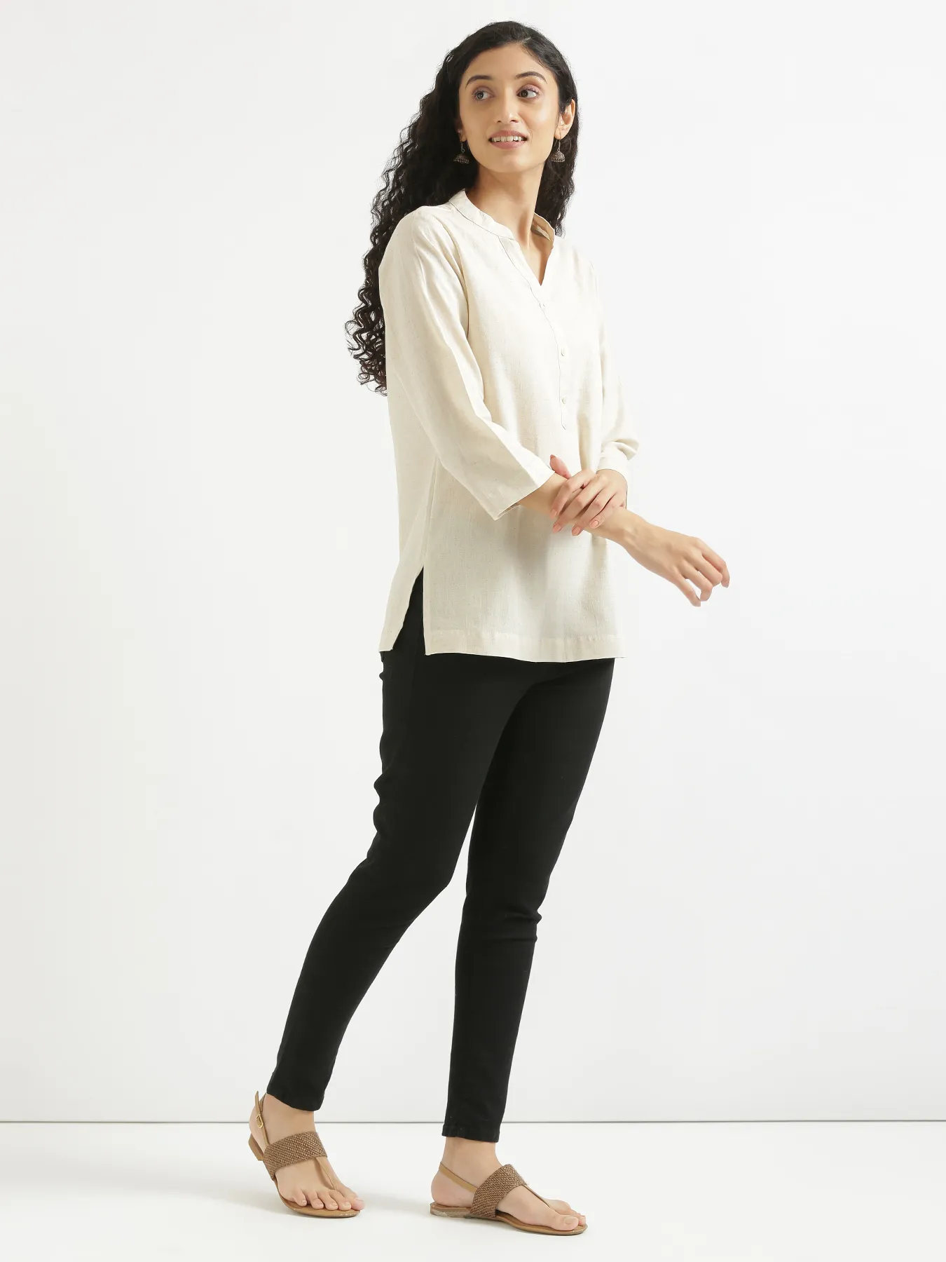 Women Ecru Airy Linen Short Kurta - Image 7