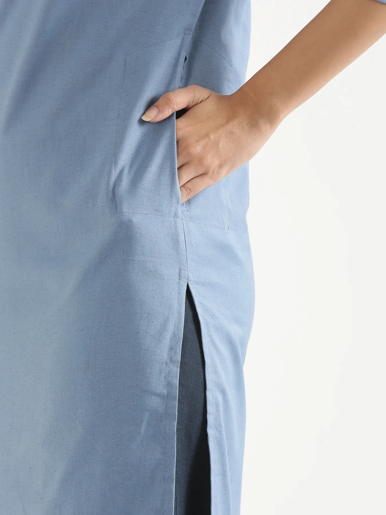 Women English Blue Airy Linen Long Kurta - Image 7