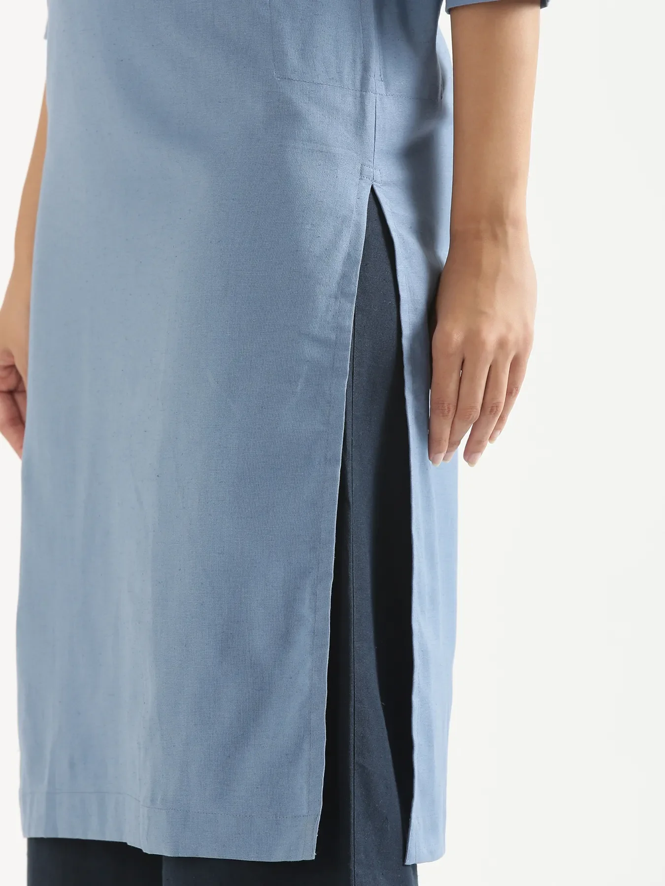 Women English Blue Airy Linen Long Kurta - Image 8