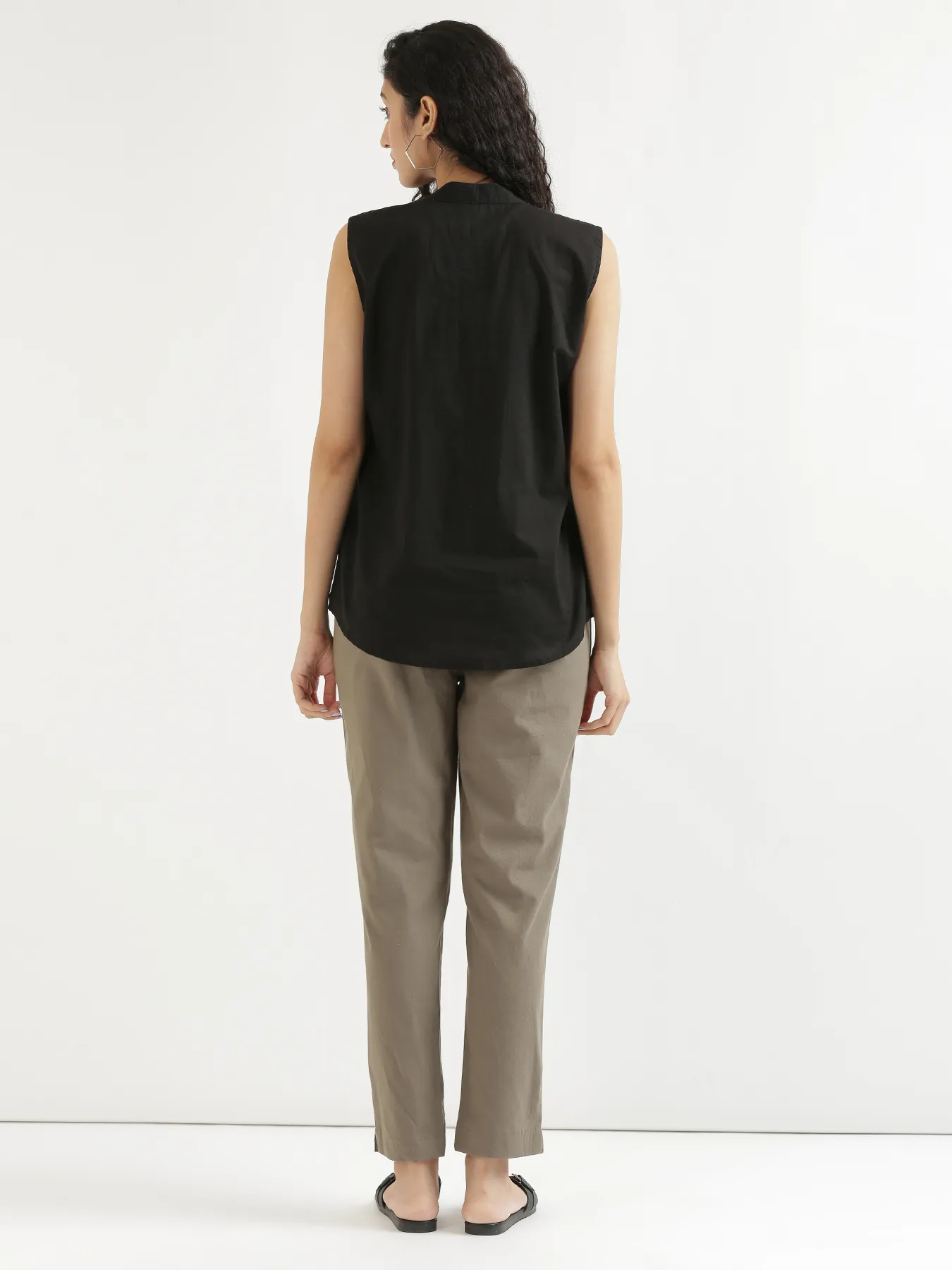 Women Grey Cotton Pant - Image 9