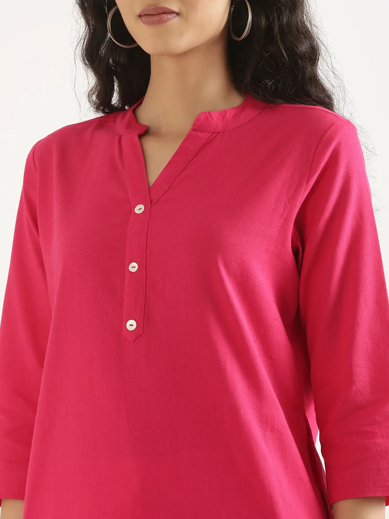 Women Hot Pink Airy Linen Long Kurta - Image 5