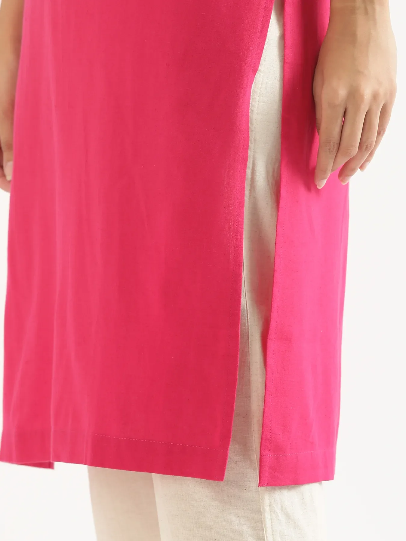 Women Hot Pink Airy Linen Long Kurta - Image 8