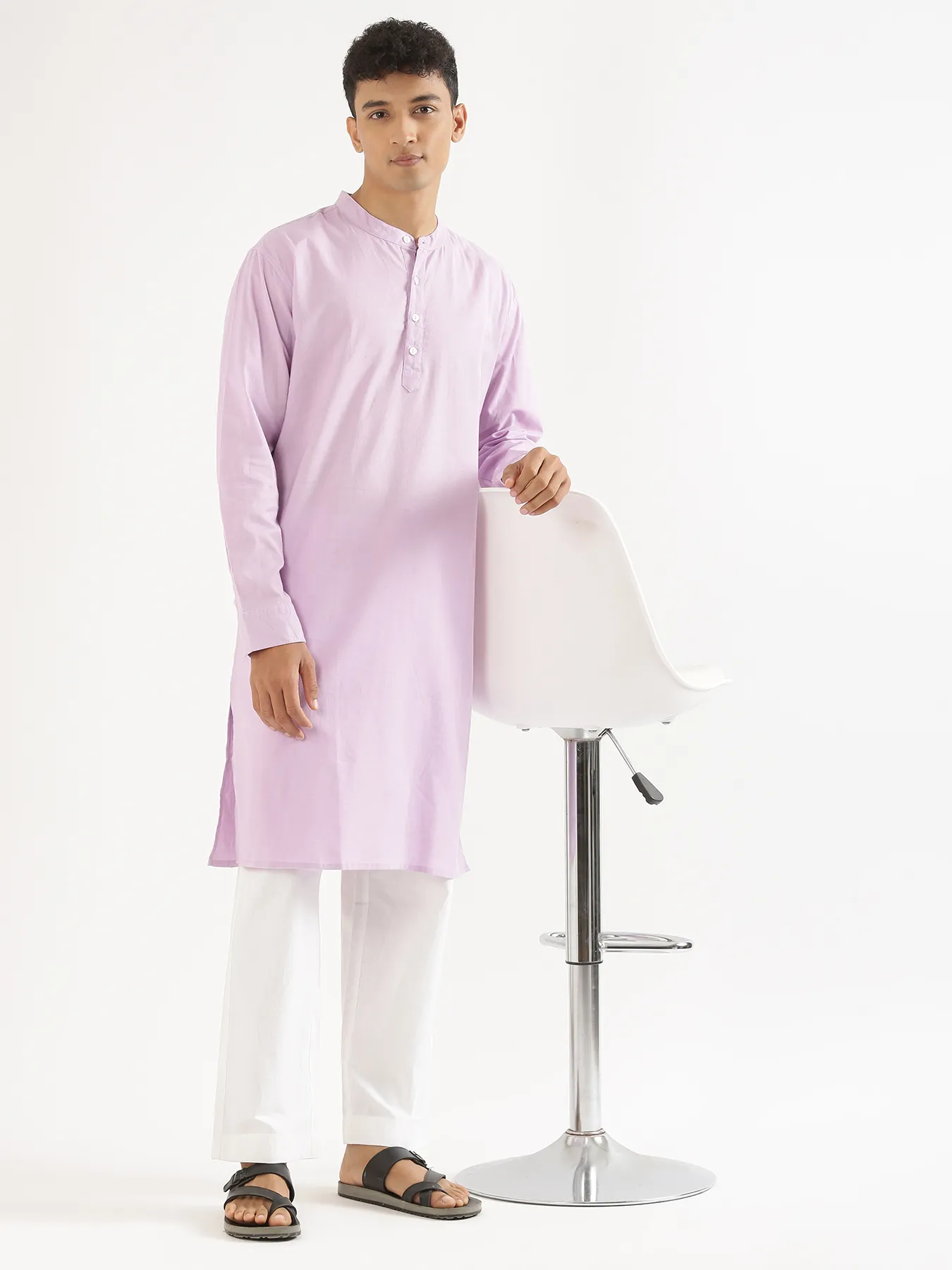 Men Lilac Airy Linen Long Kurta - Image 9