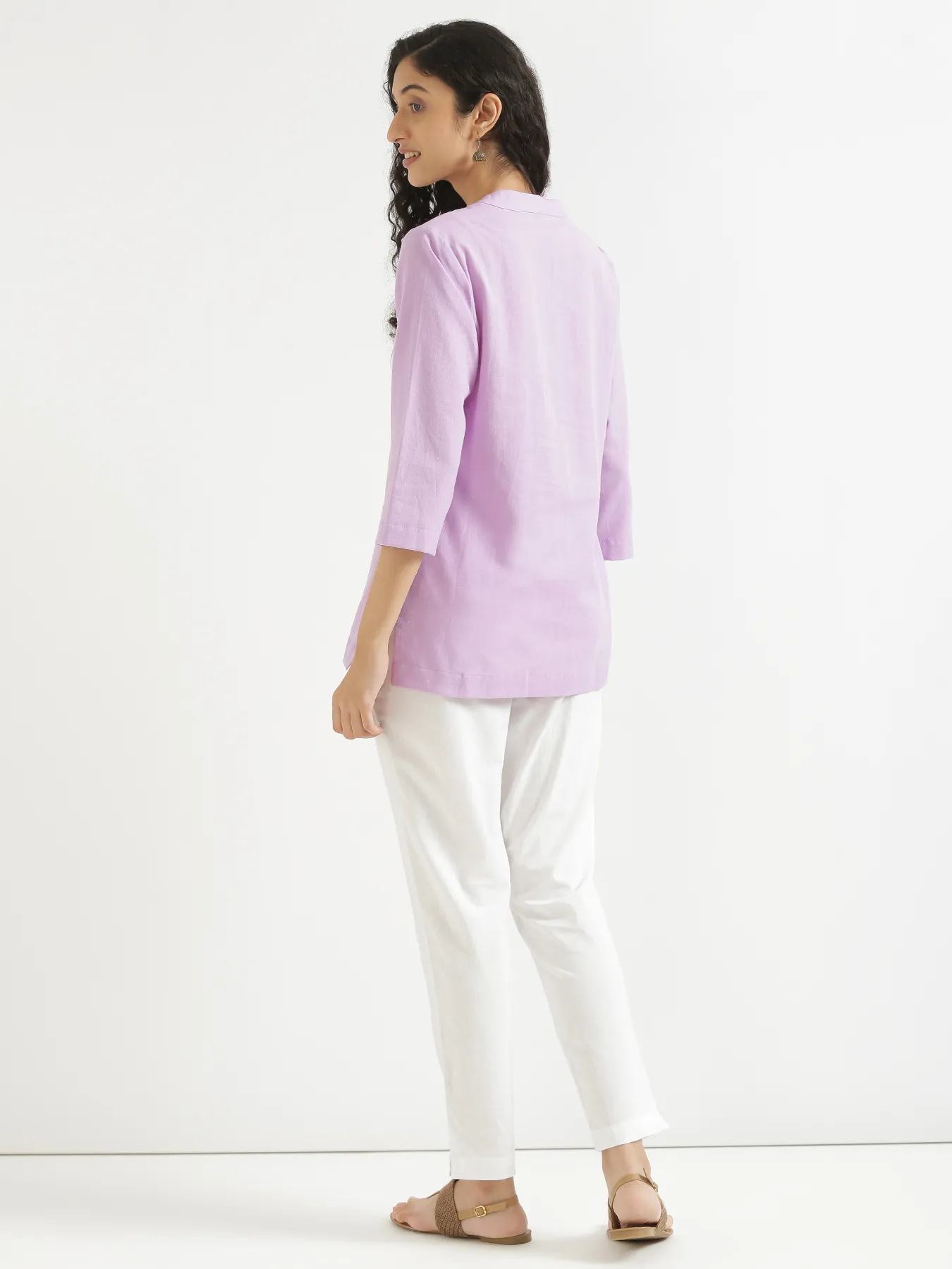 Women Lilac Airy Linen Short Kurta - Image 7