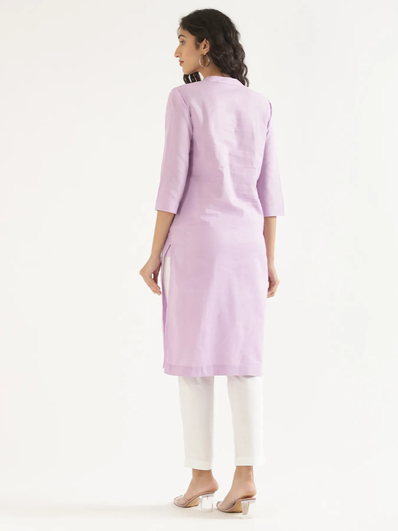 Women Lilac Airy Linen Long Kurta & White Cotton Pant Set - Image 4