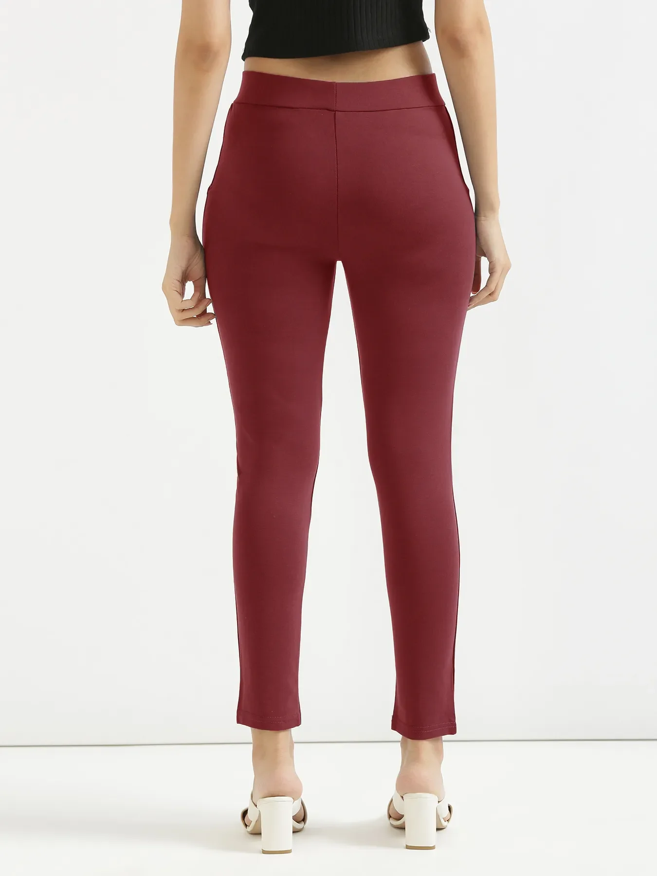 Women Maroon 4-Way Stretchable Pants - Image 8