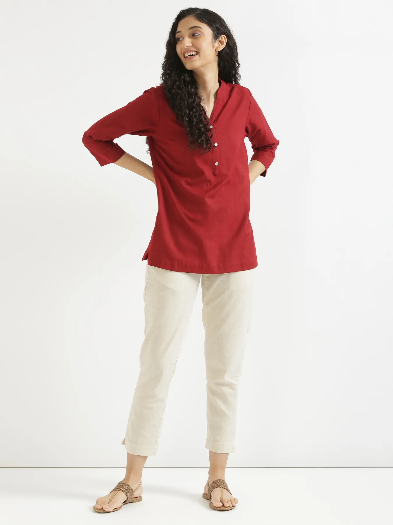 Women Maroon Airy Linen Short Kurta - Image 10