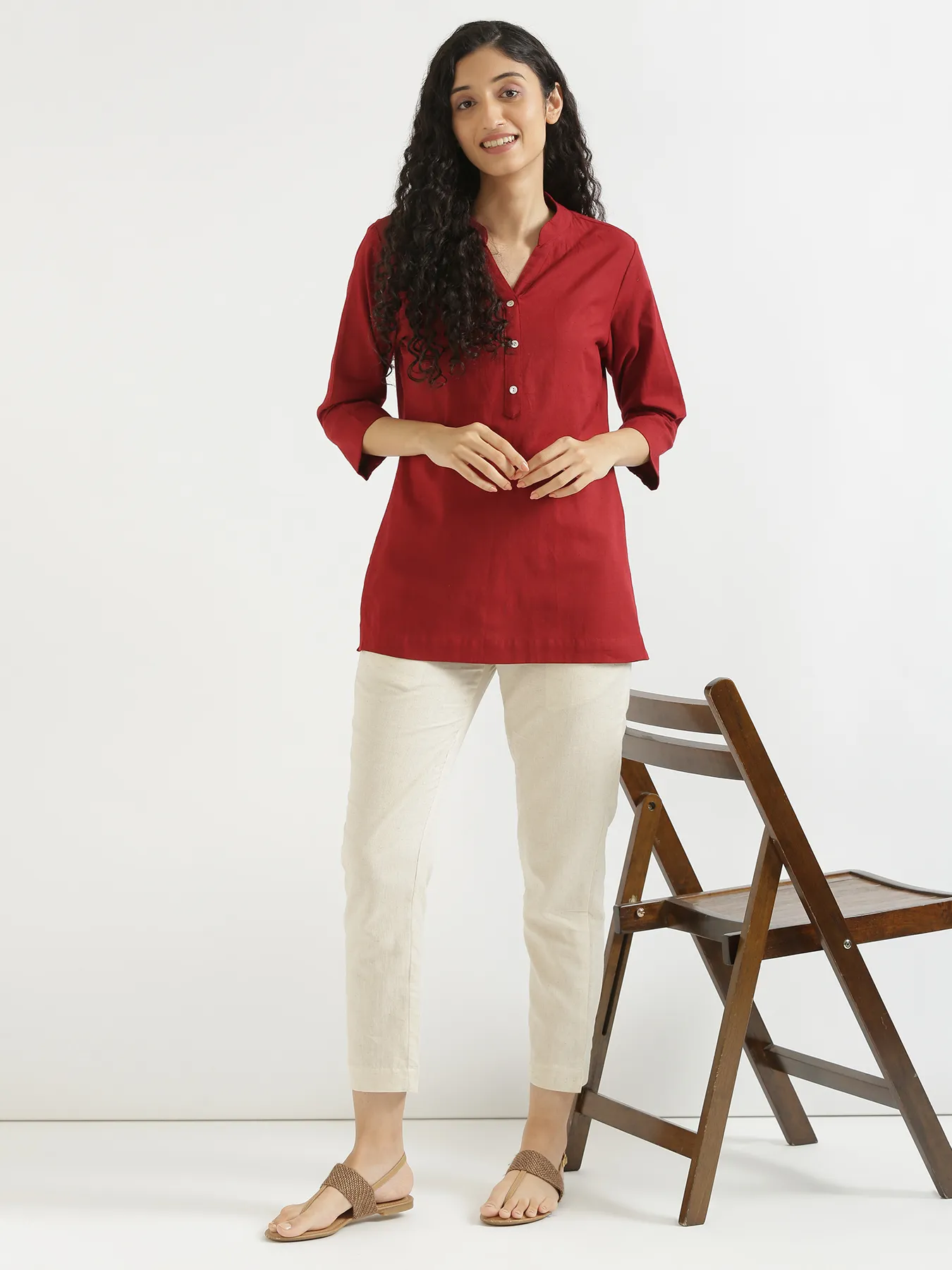 Women Maroon Airy Linen Short Kurta - Image 11