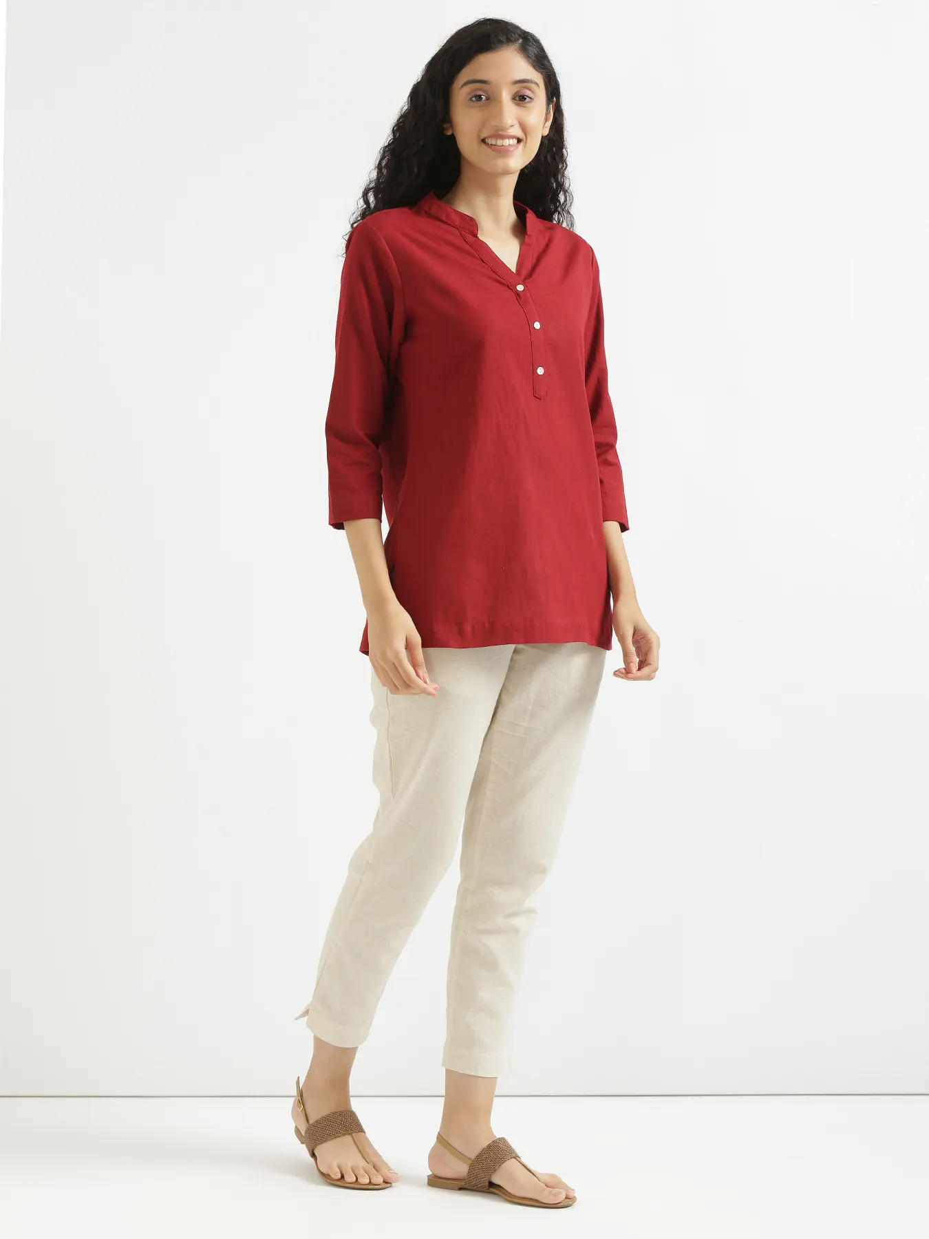 Women Maroon Airy Linen Short Kurta - Image 6