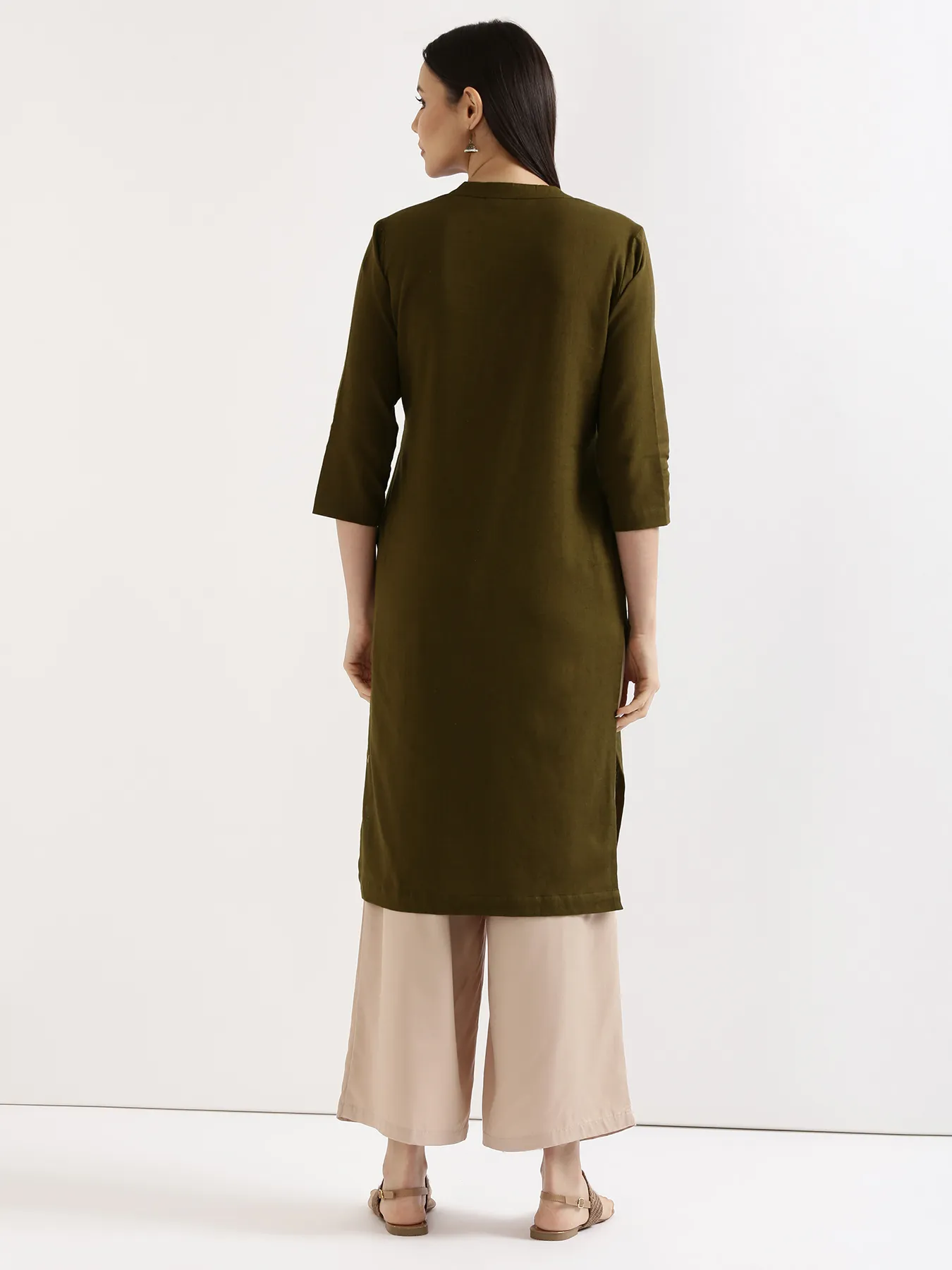 Women Olive Green Airy Linen Long Kurta & Beige Viscose Palazzo Pant Set - Image 10