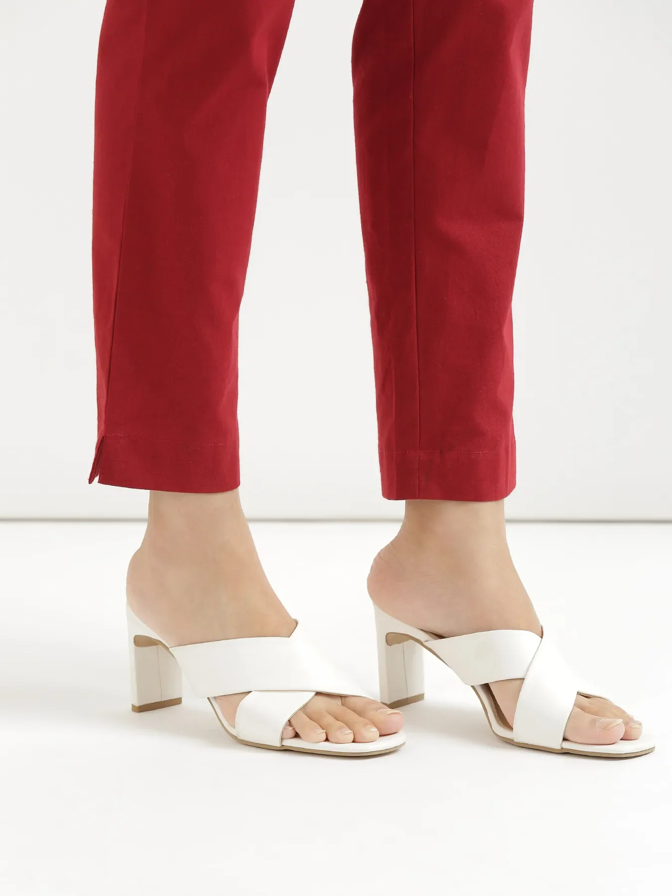 Women Maroon Cotton Pant - Image 13