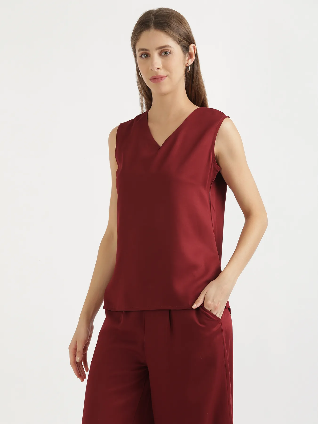 Women Maroon V-Neck Sleeveless Top - Image 6