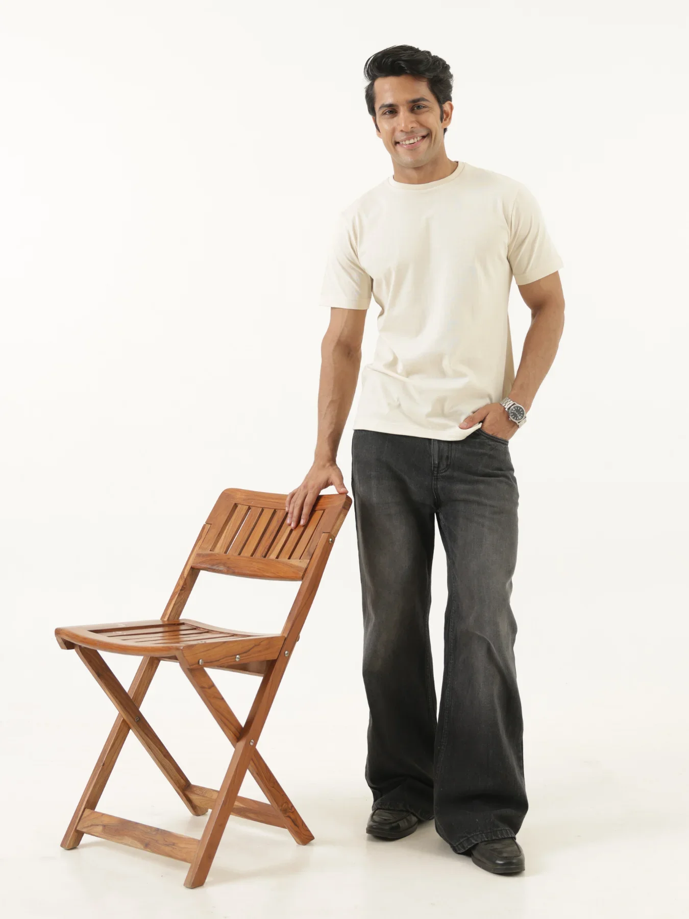 Men Beige Round Neck T-shirt - Image 9
