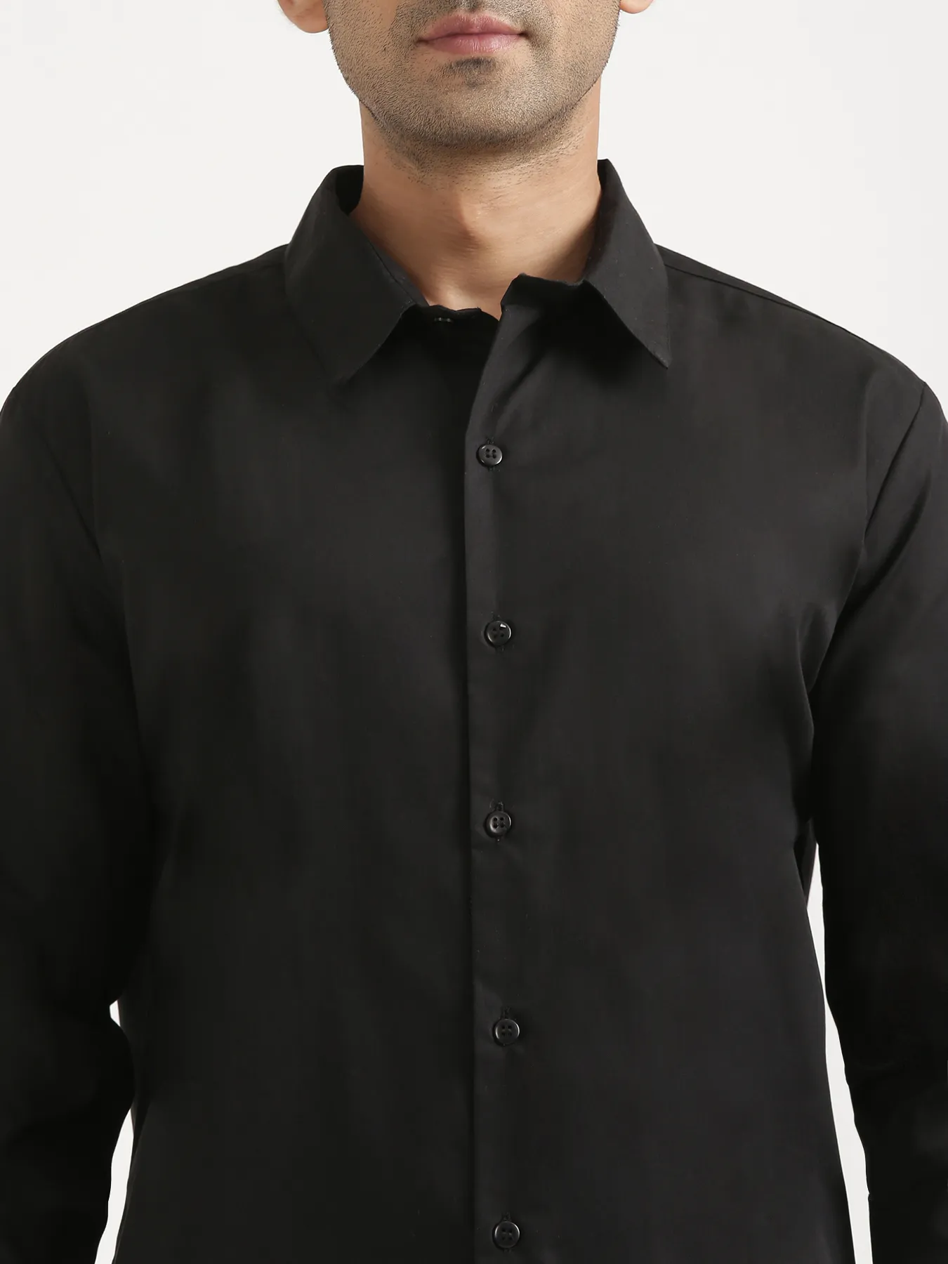 Men Black Better Cotton Full Sleeve Shirt & Khakhi Linen Blend Straight Pant - Image 5