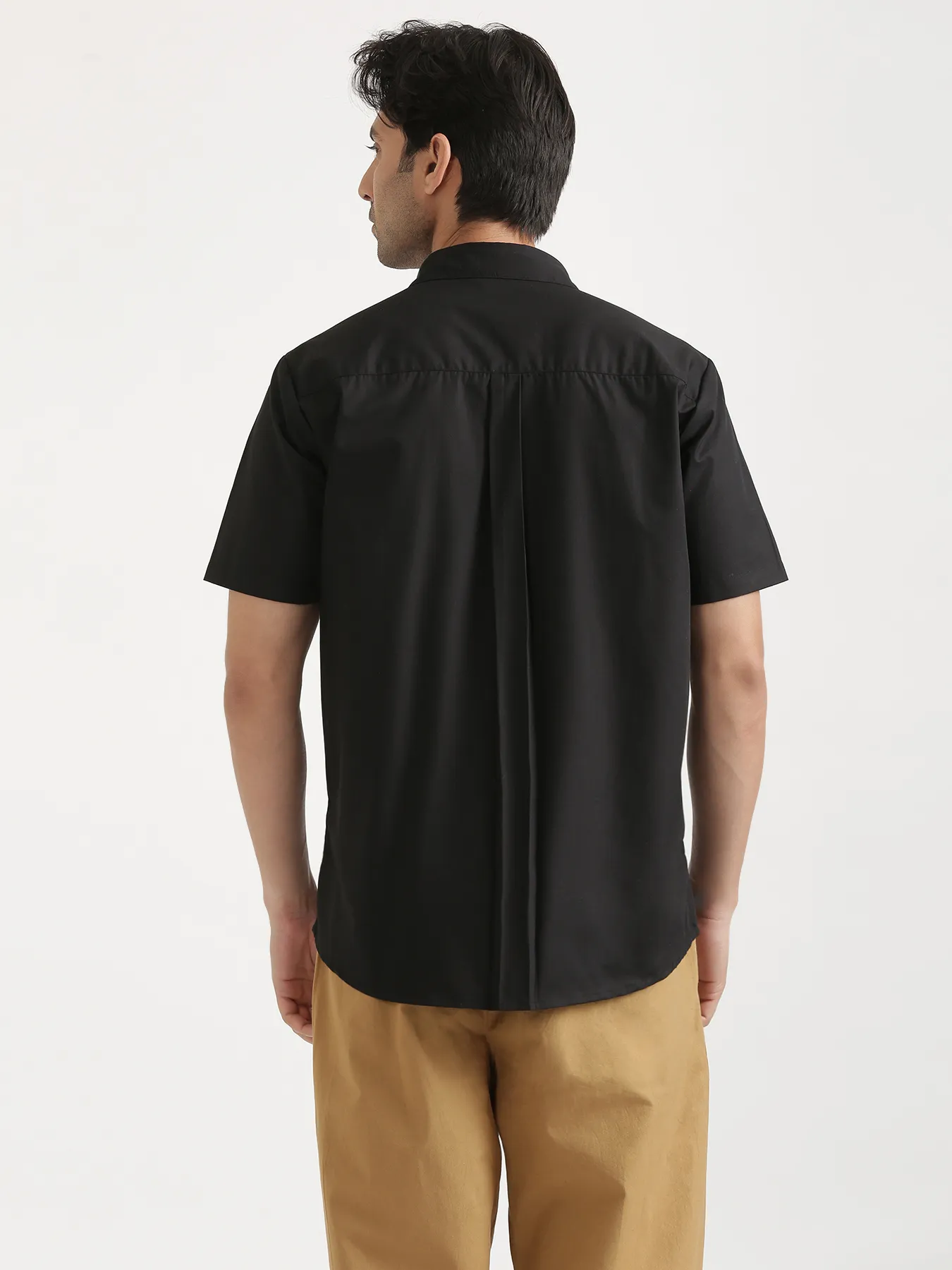 Men Black Better Cotton Short Sleeve Shirt - Image 12