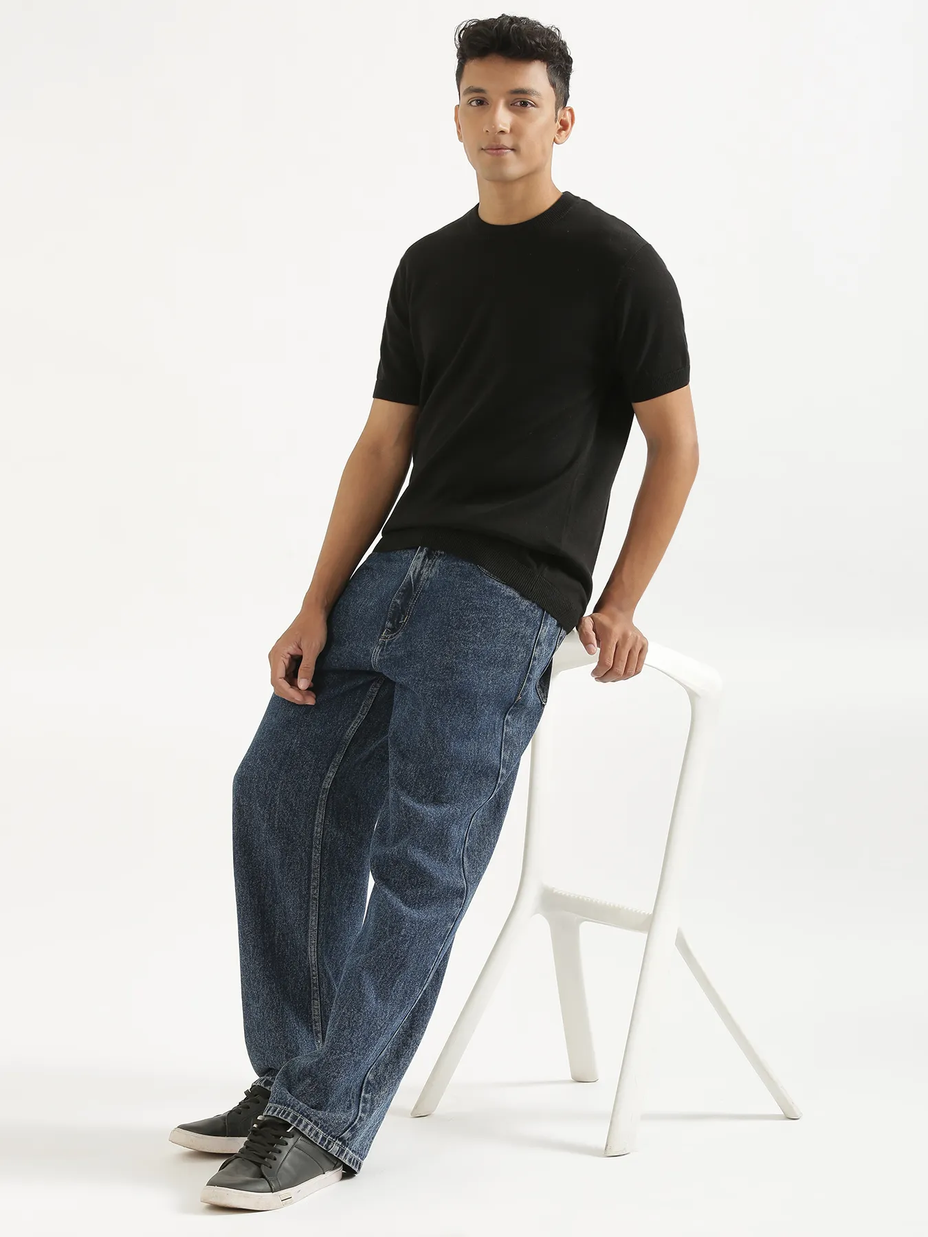 Men Black Flat Knit Round Neck T-shirt - Image 9