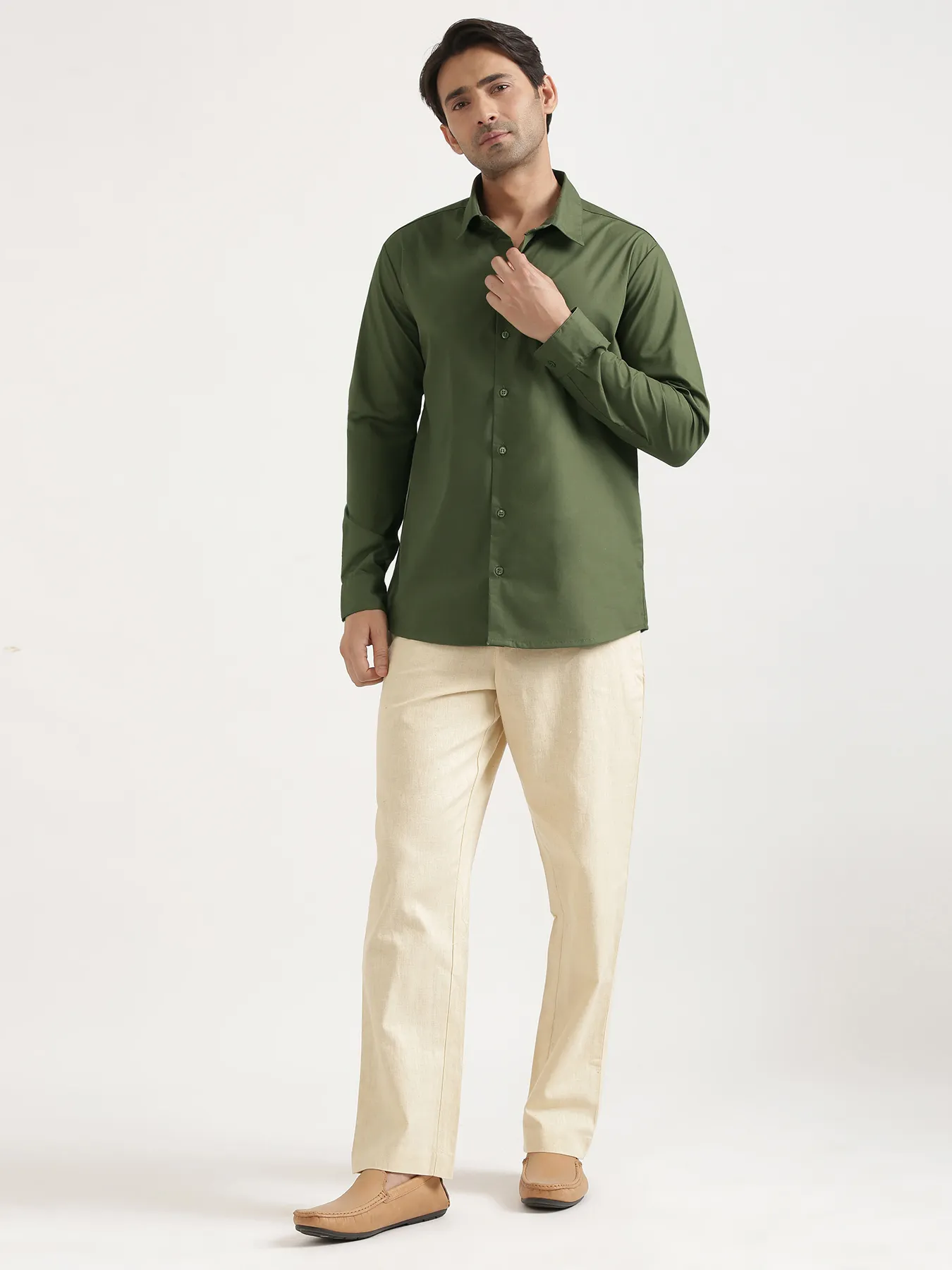 Men Forest Green Better Cotton Full Sleeve Shirt & Beige Linen Blend Straight Pant - Image 4