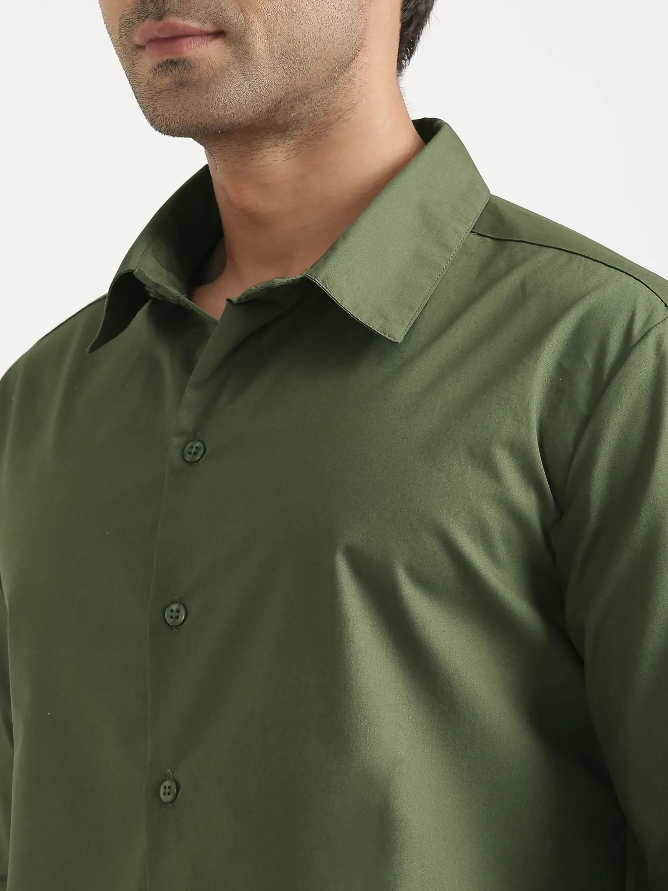 Men Forest Green Better Cotton Full Sleeve Shirt & Beige Linen Blend Straight Pant - Image 6