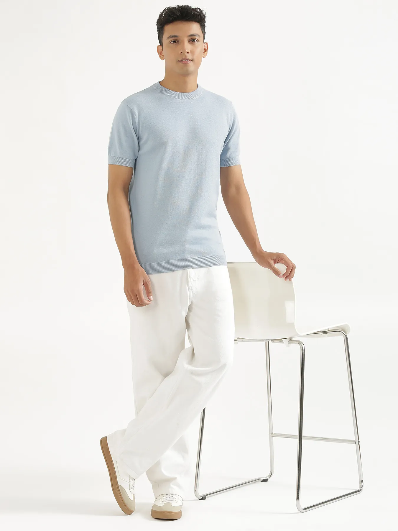 Men Light Blue Flat Knit Round Neck T-shirt - Image 9
