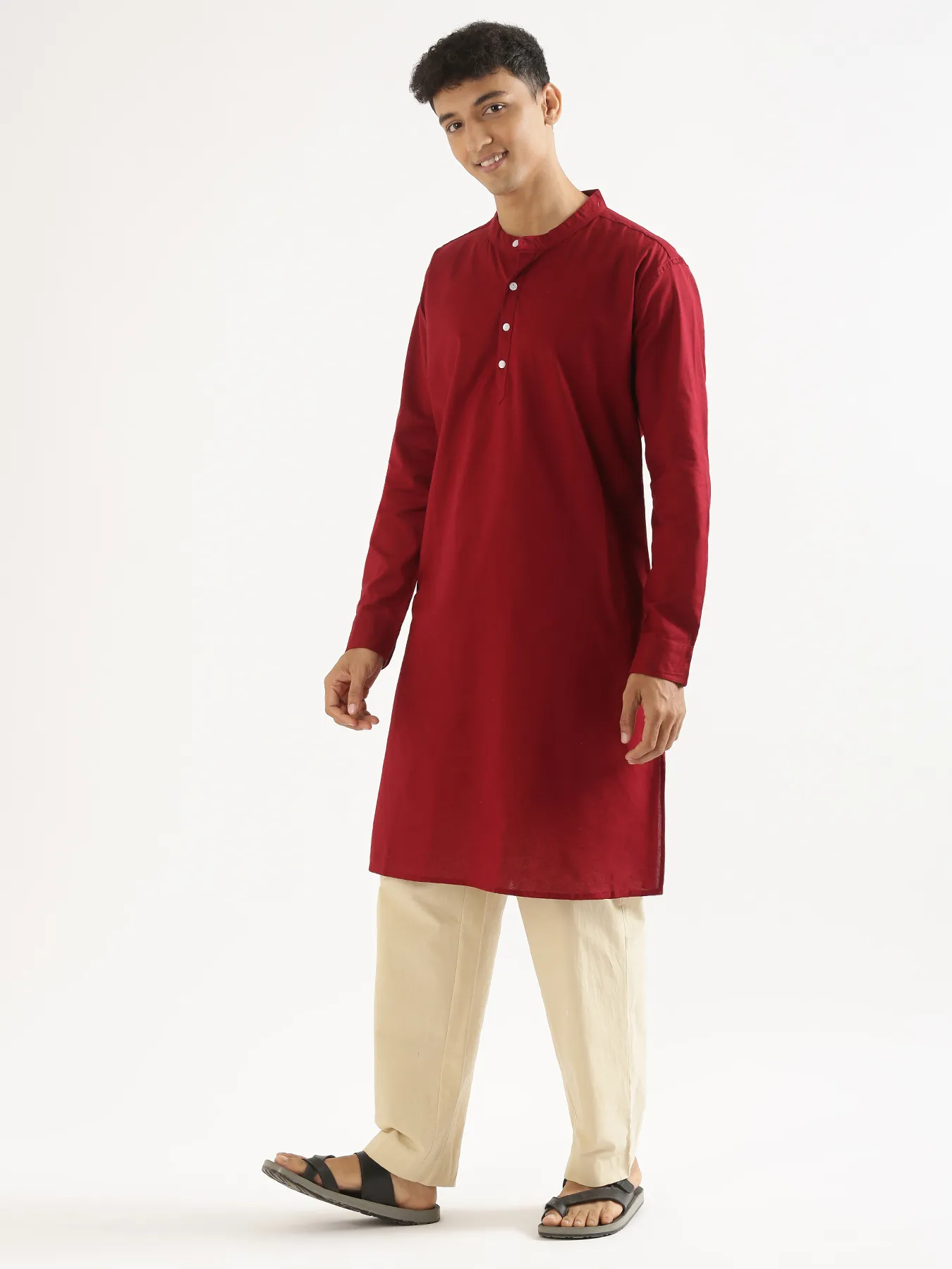 Men Maroon Airy Linen Long Kurta - Image 3