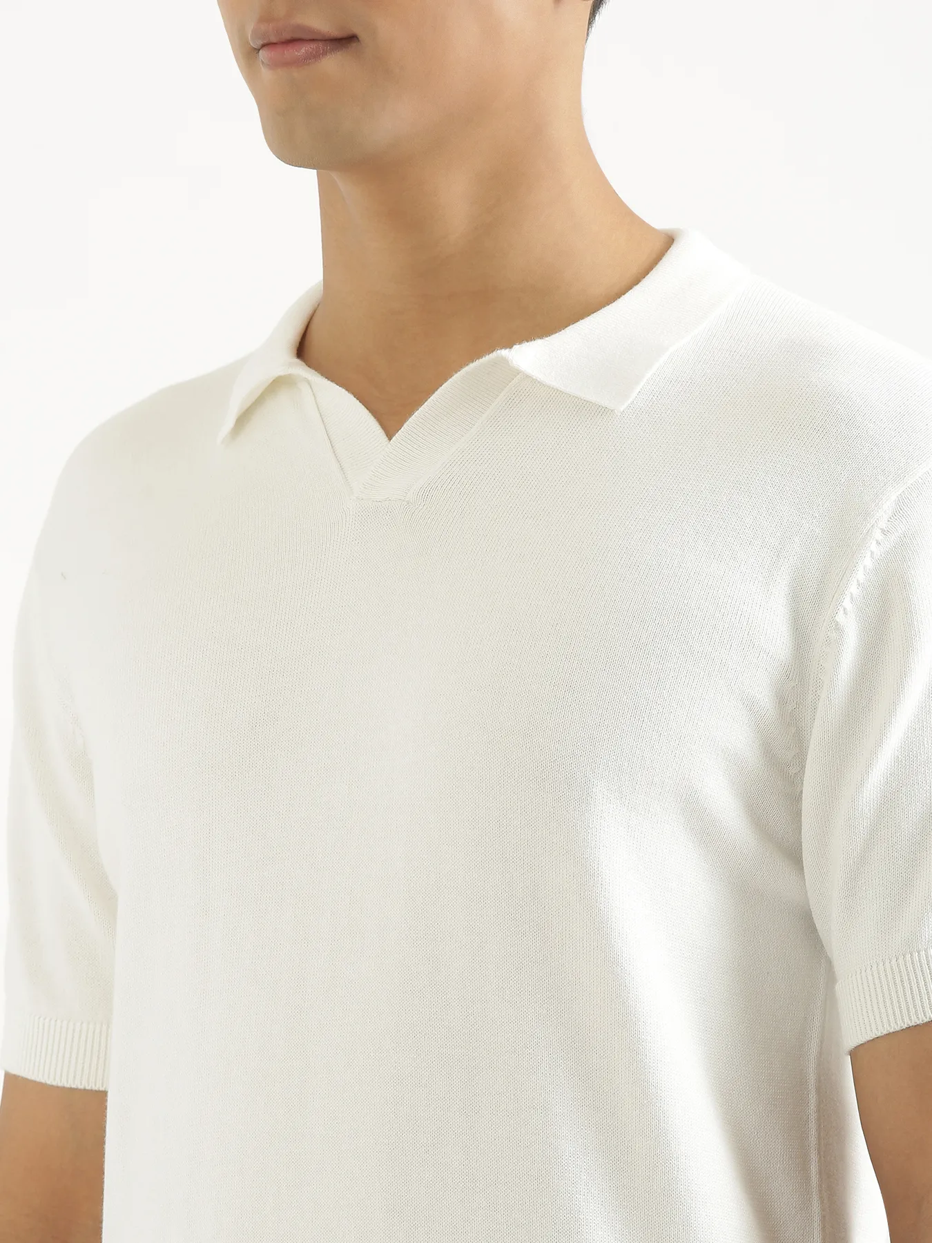 Men Off White Flat Knit Polo - Image 6