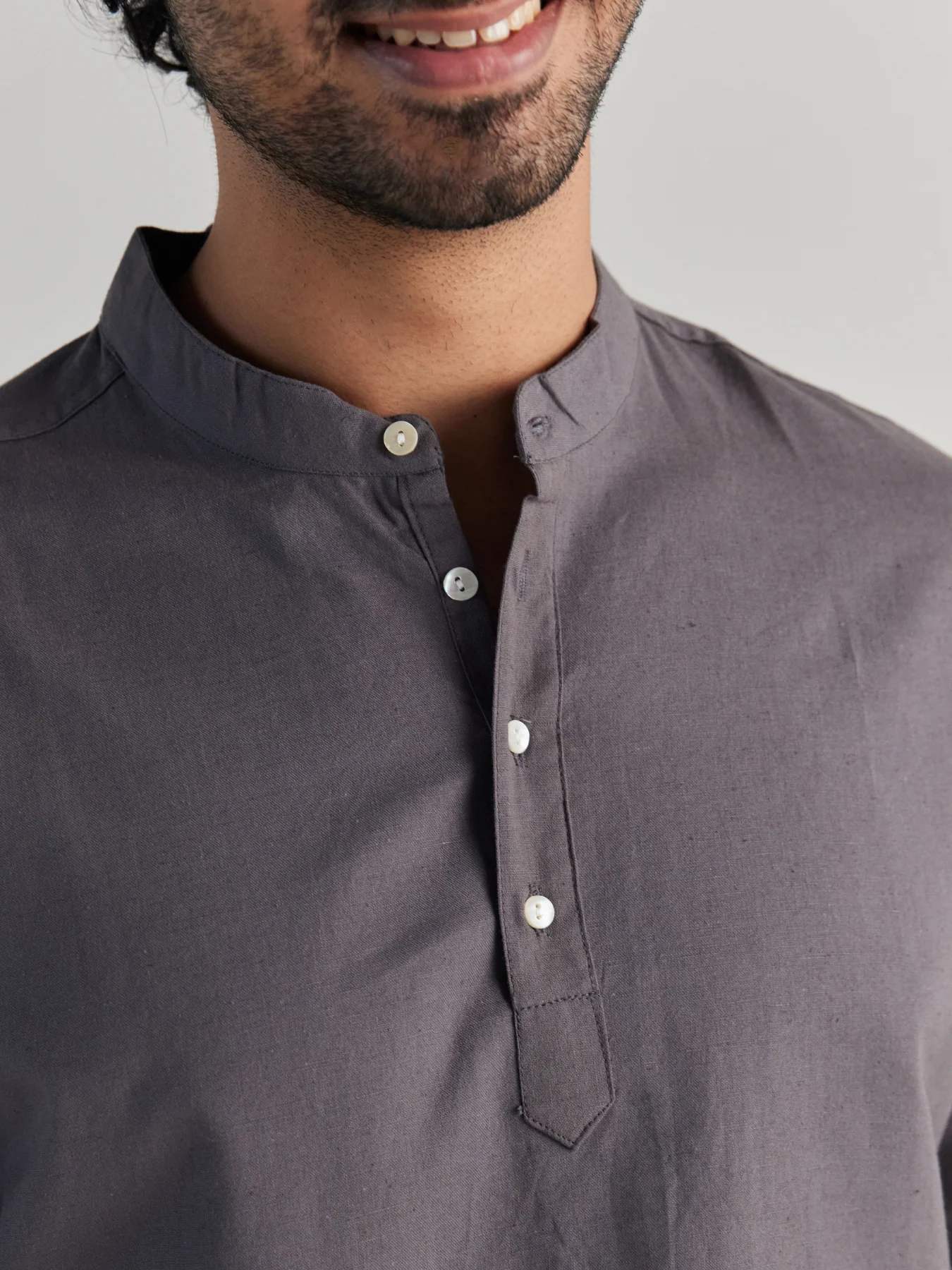 Men Slate Grey Airy Linen Short Kurtas - Image 5