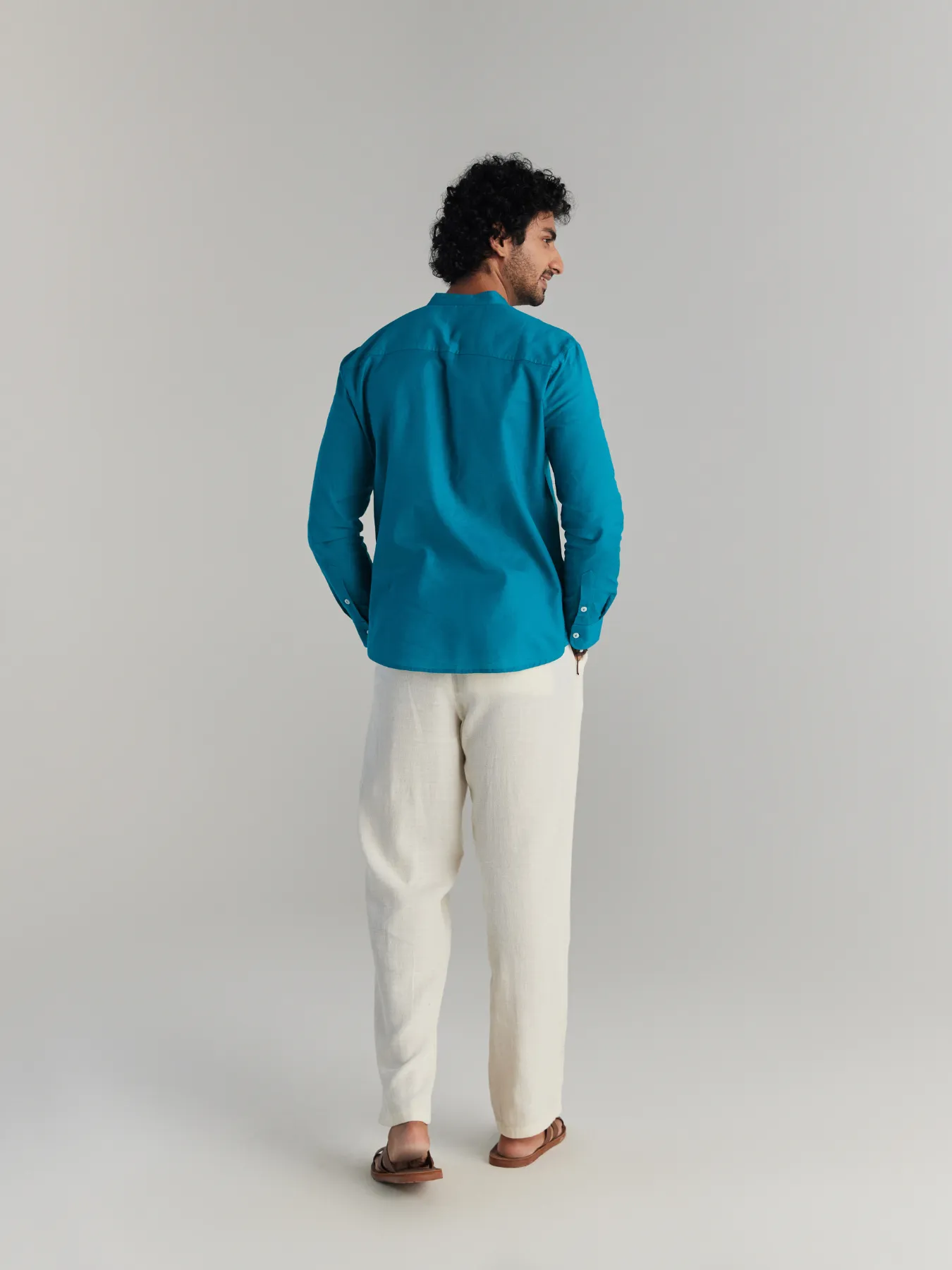 Men Teal Airy Linen Short Kurta - Image 5