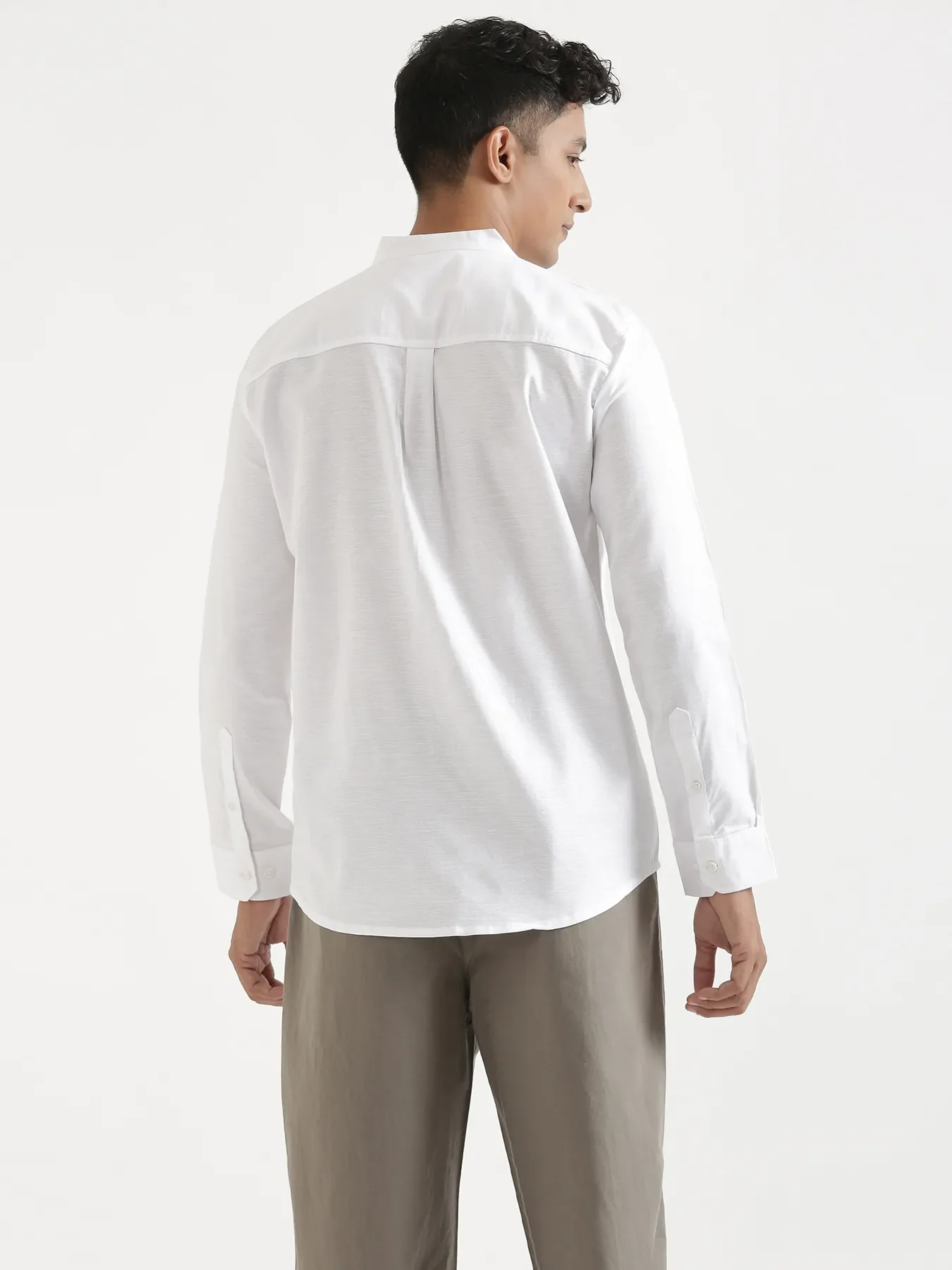 Men White Linen Blend Mandarin Collar Shirt - Image 9