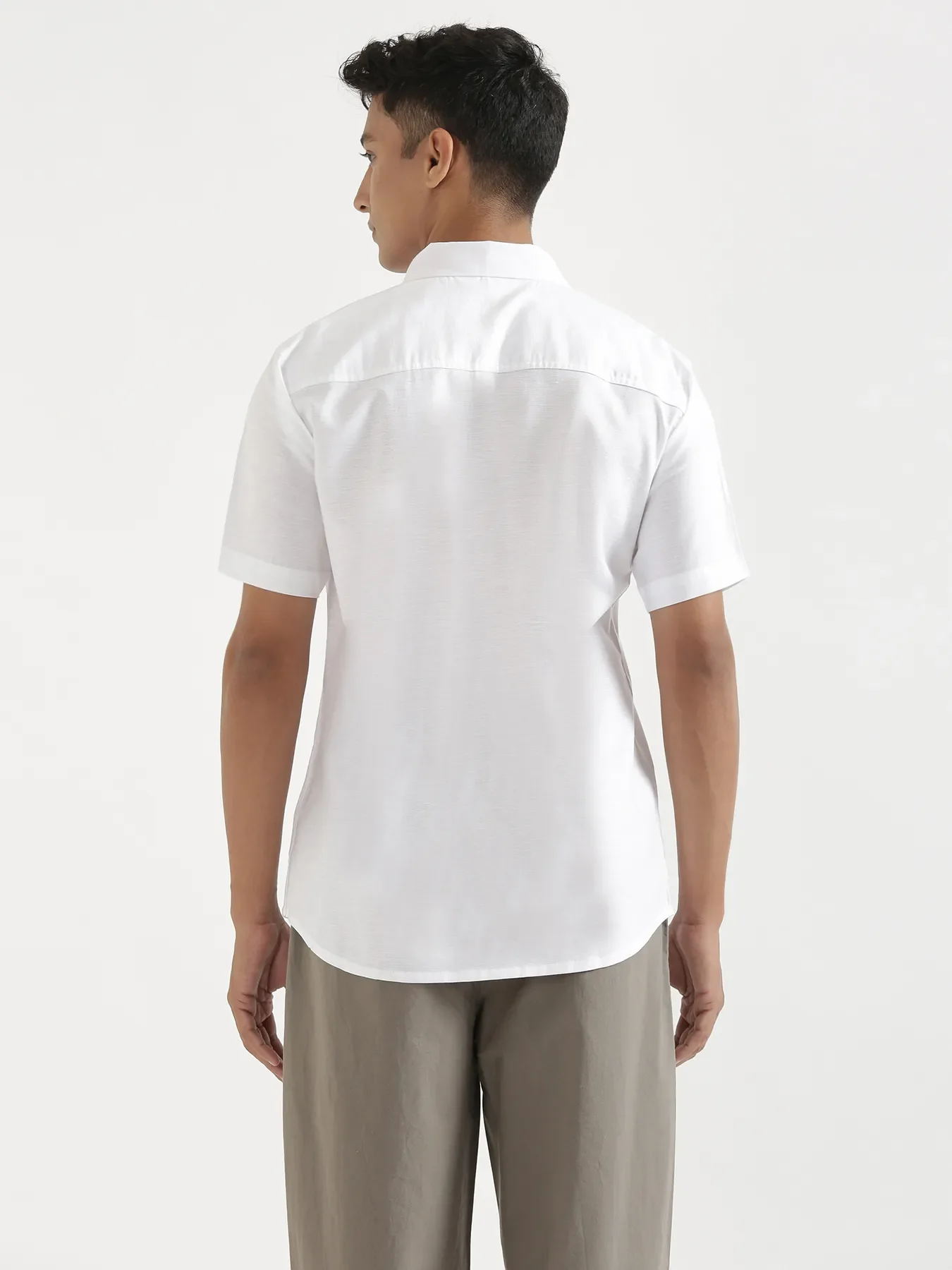 Men White Linen Blend Short Sleeve Shirt - Image 9