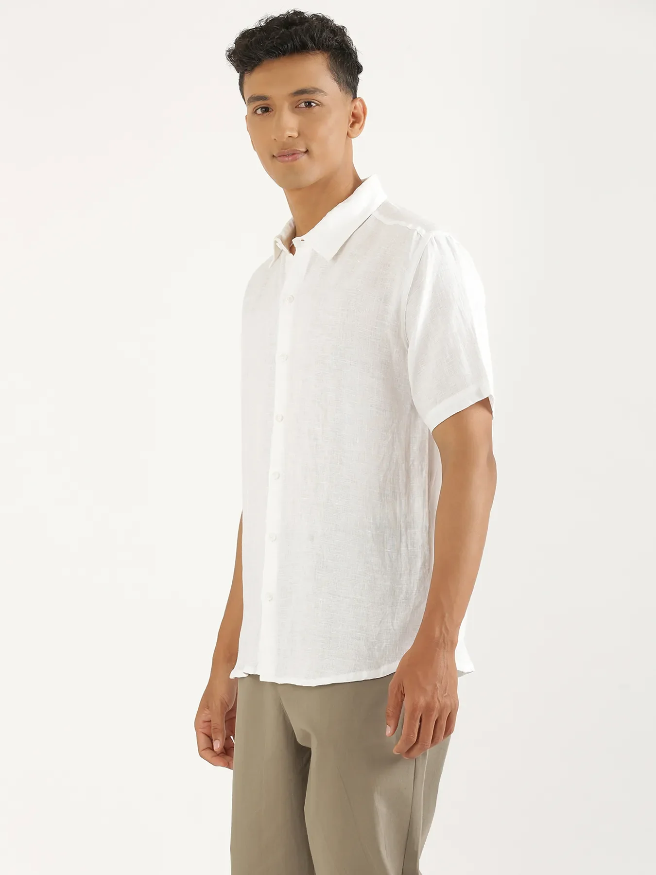 Men White Pure Linen Short Sleeve Shirt - Image 6