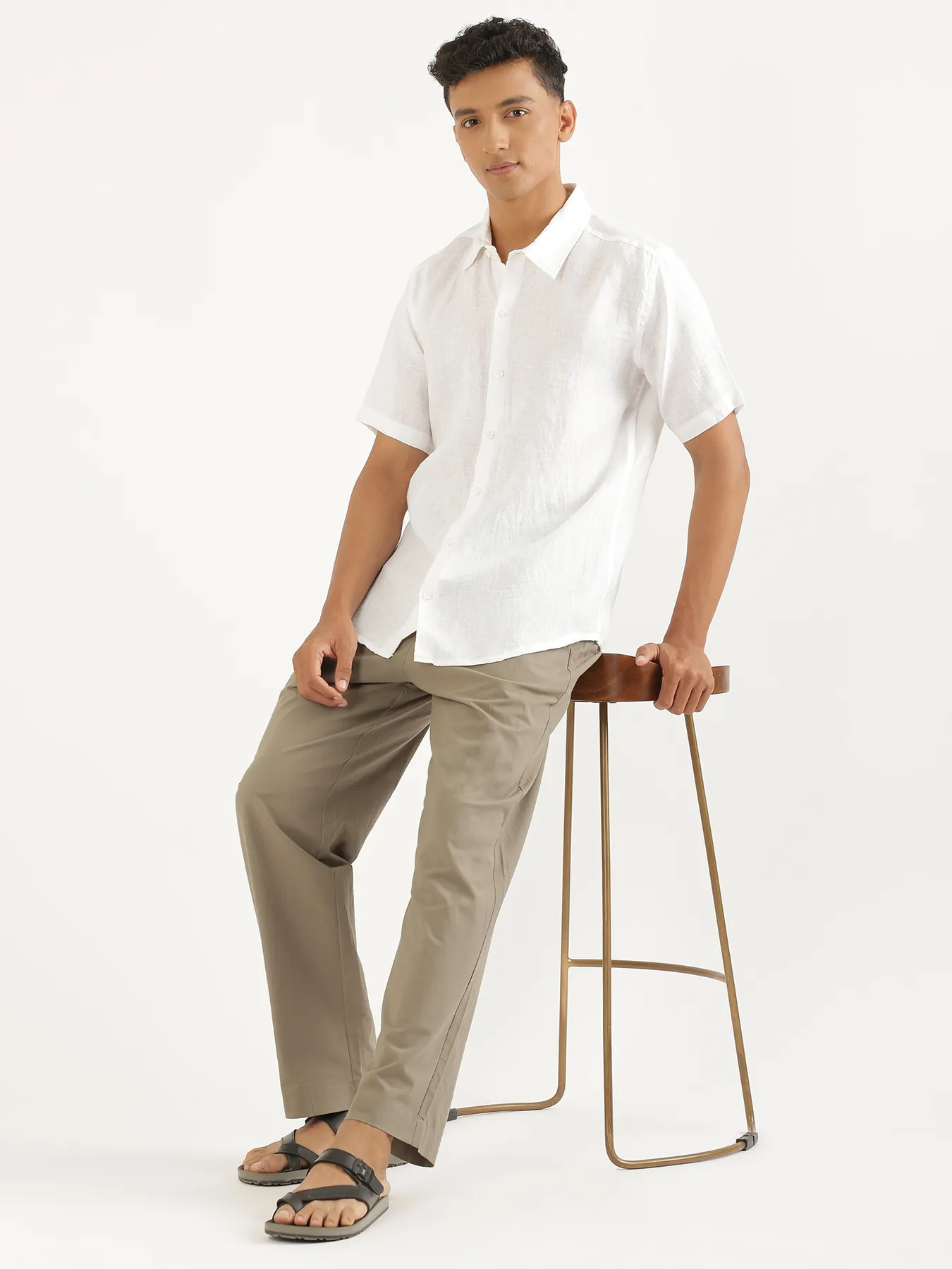 Men White Pure Linen Short Sleeve Shirt - Image 9