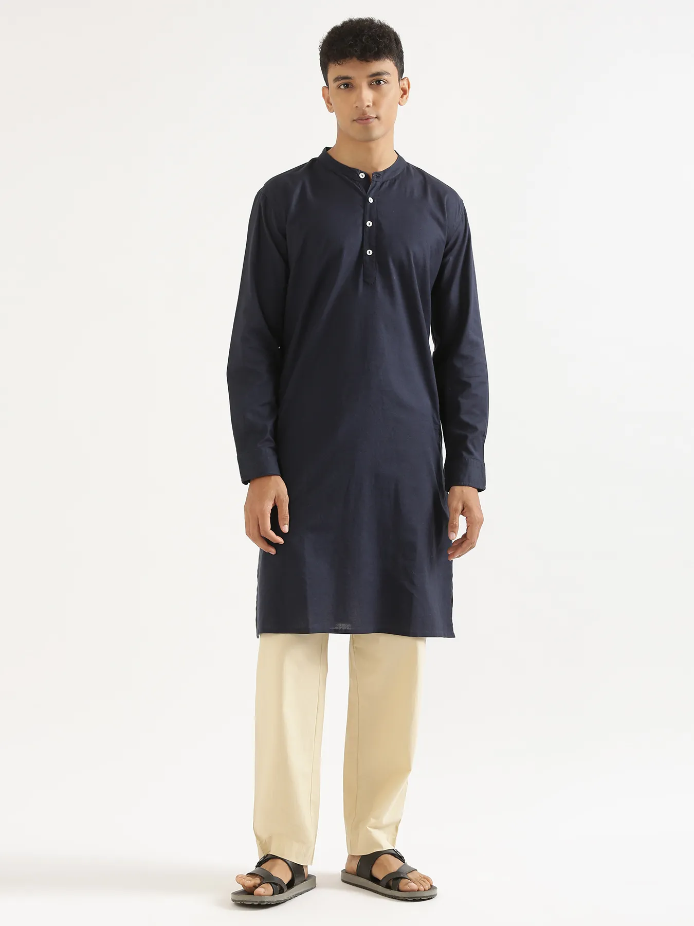 Men Navy Blue Airy Linen Long Kurta - Image 3