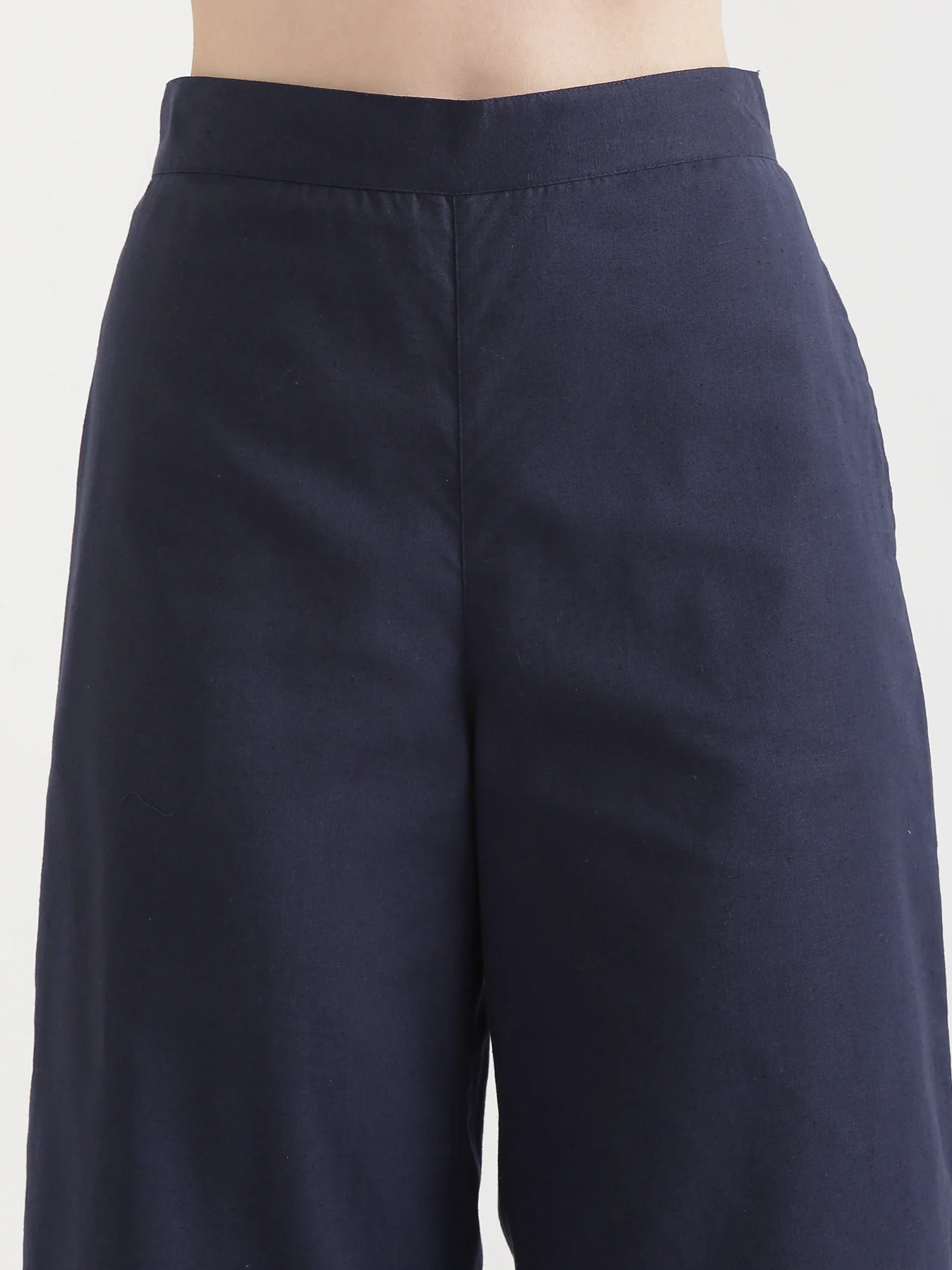 Women Navy Blue Airy Linen Wide Leg Pant - Image 8