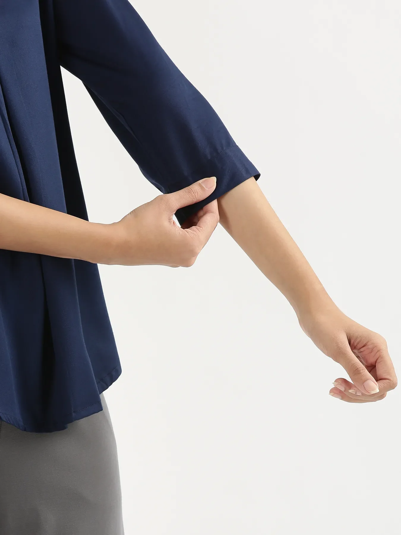 Women Navy Blue Viscose Pleated Top & Cement Grey Wide Leg Pant Set - Image 5