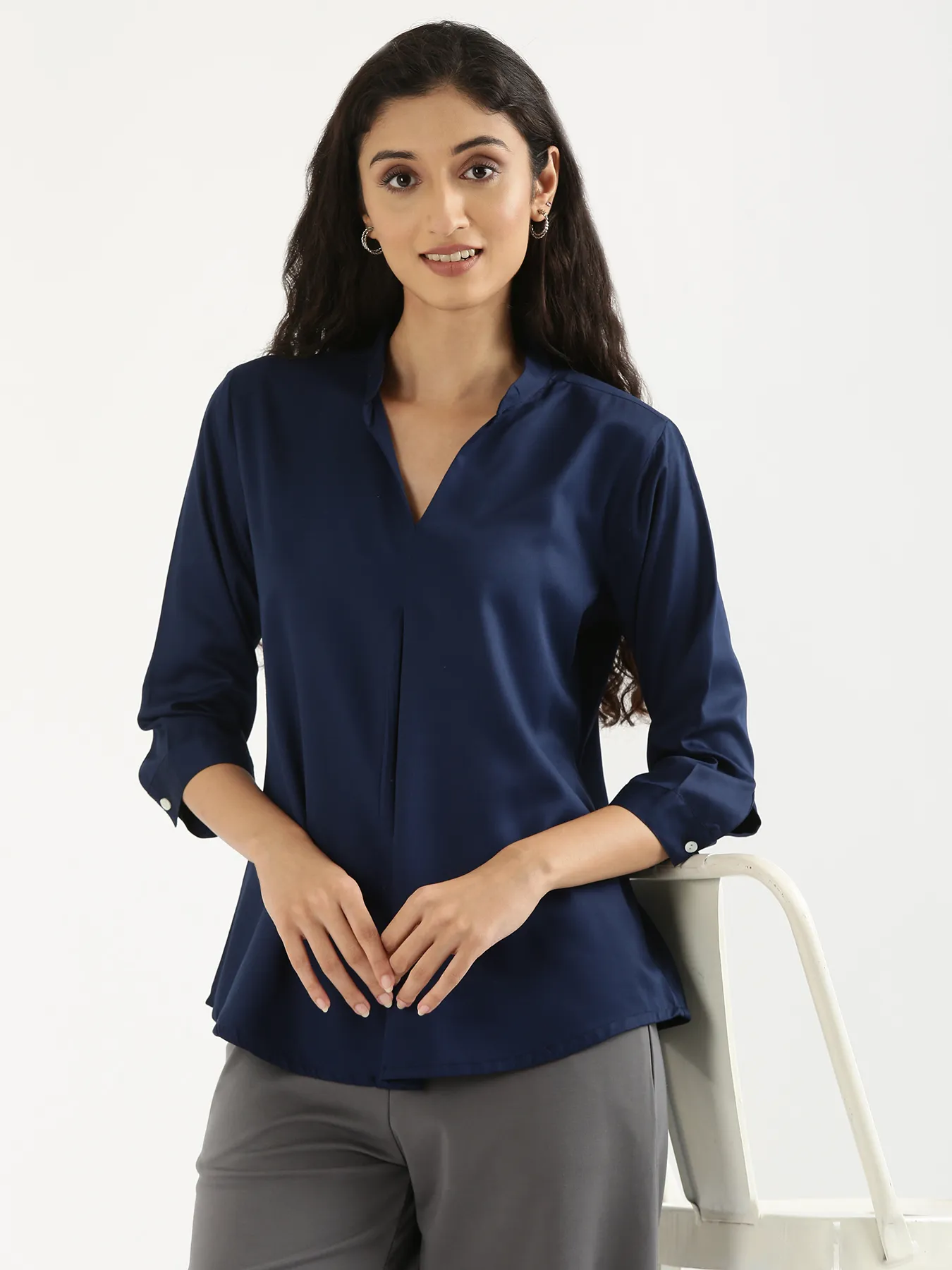 Women Navy Blue Viscose Pleated Top & Cement Grey Wide Leg Pant Set - Image 4